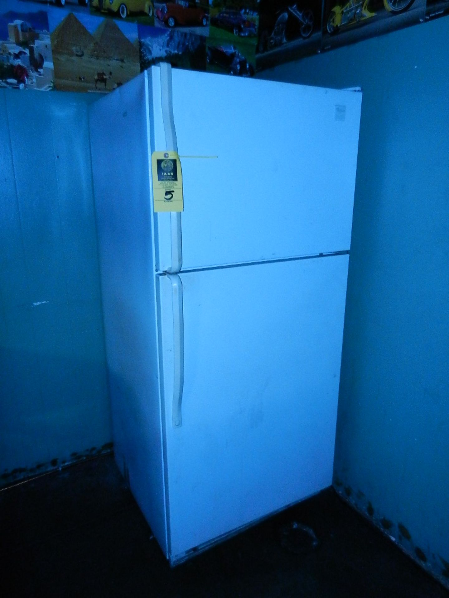 Whirlpool 2-Door Top & Bottom Refrigerator / Freezer