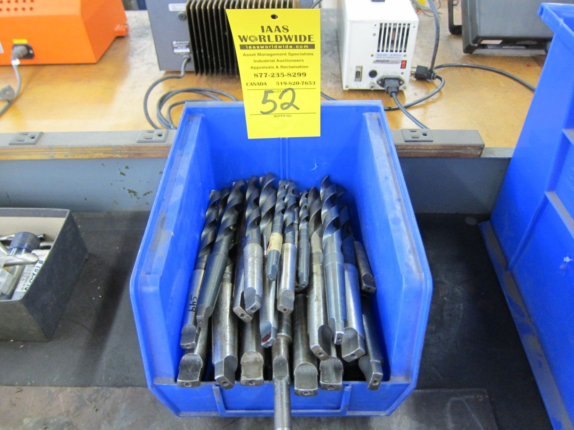 (1) BOX ASSORTED TAPER SHANK DRILL TOOLING