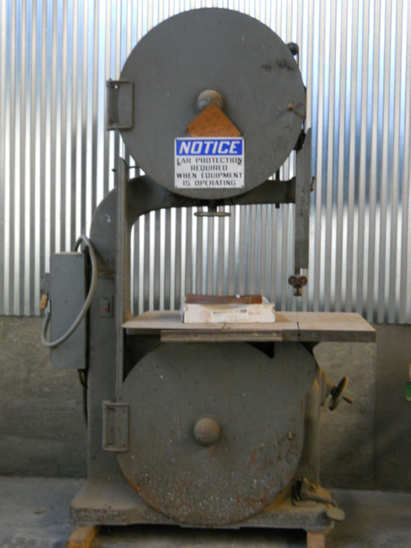 Lot (1)  Band Saw, Model 950, 20' 4" X 1" Blade, Manufacturer  J.A. Fay & Egan Co., 5 Hp 220/440 - Image 3 of 3