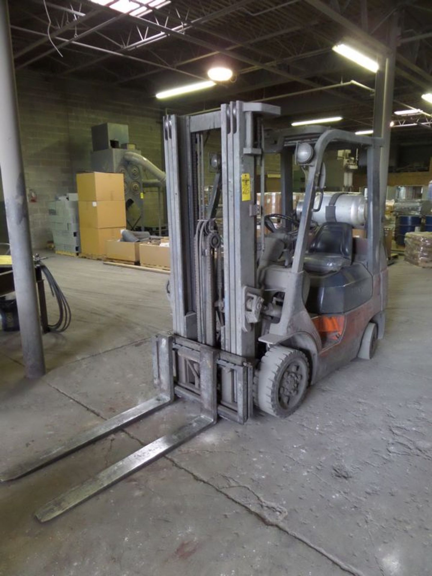 FORK LIFT