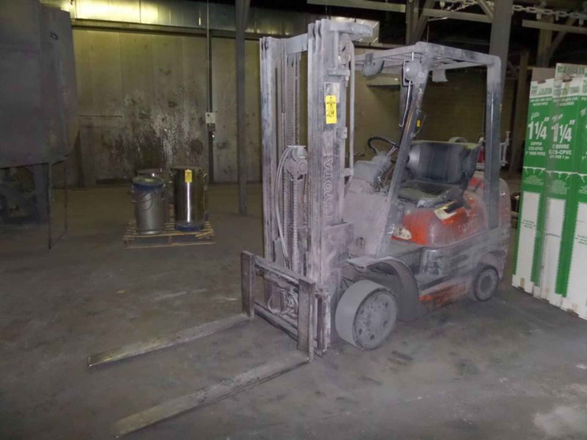 FORK LIFT