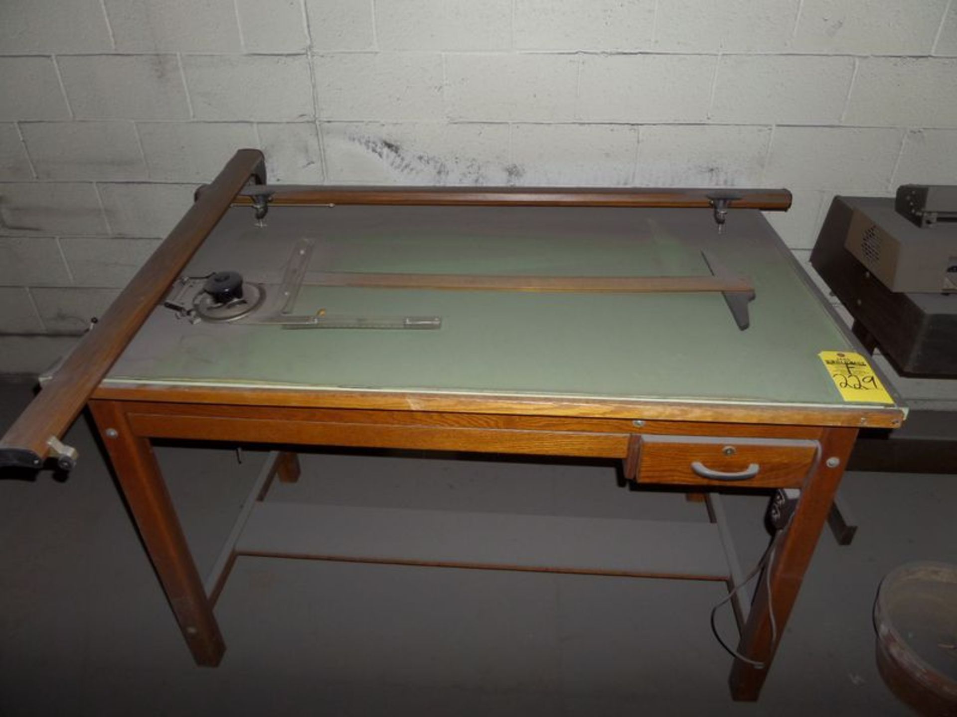 DRAFTING TABLE