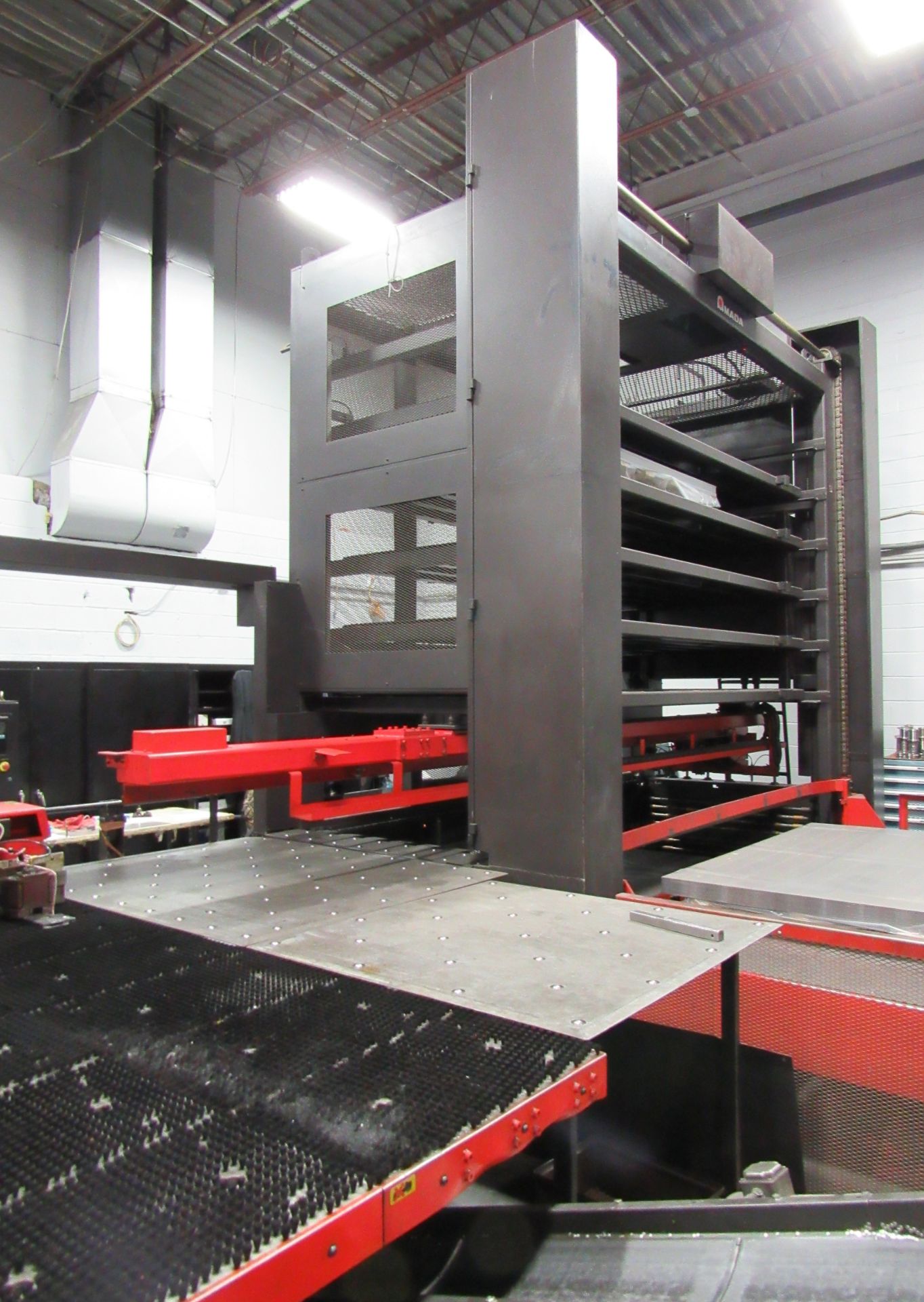 AMADA MOD. AS410 MATERIAL STORAGE 6 SHELF LOAD SYSTEM & MOD.UL410 AUTO MATERIAL LOAD/UNLOAD SYSTEM - Image 5 of 7