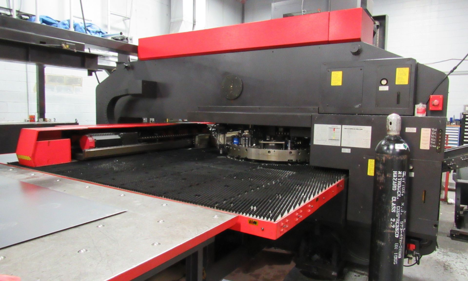 AMADA MOD.358 VIPROS KING 33 TON TURRET PUNCH-New 1995 - Image 4 of 7