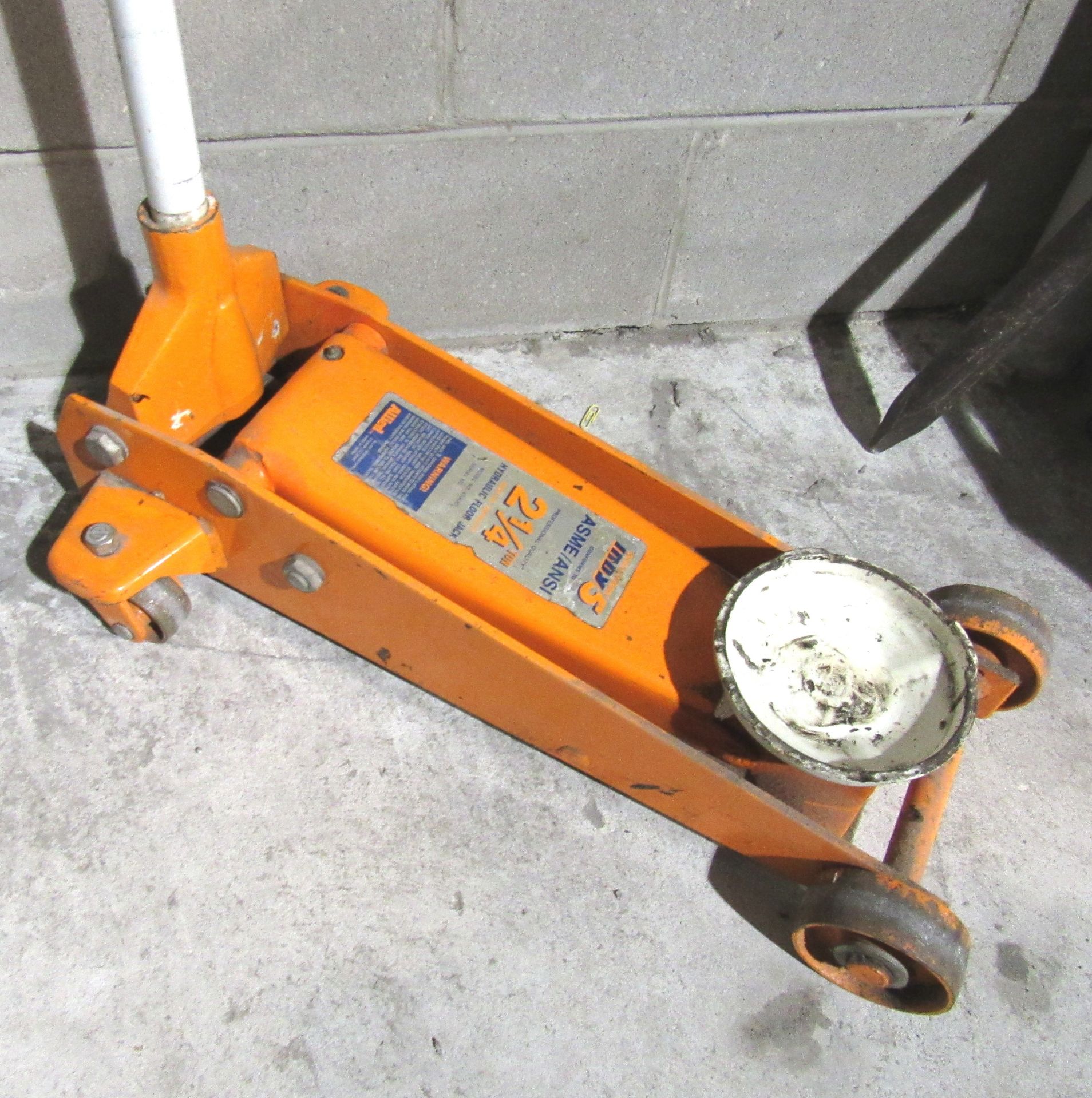 2 1/4 Ton Hydraulic Jack - Image 2 of 2