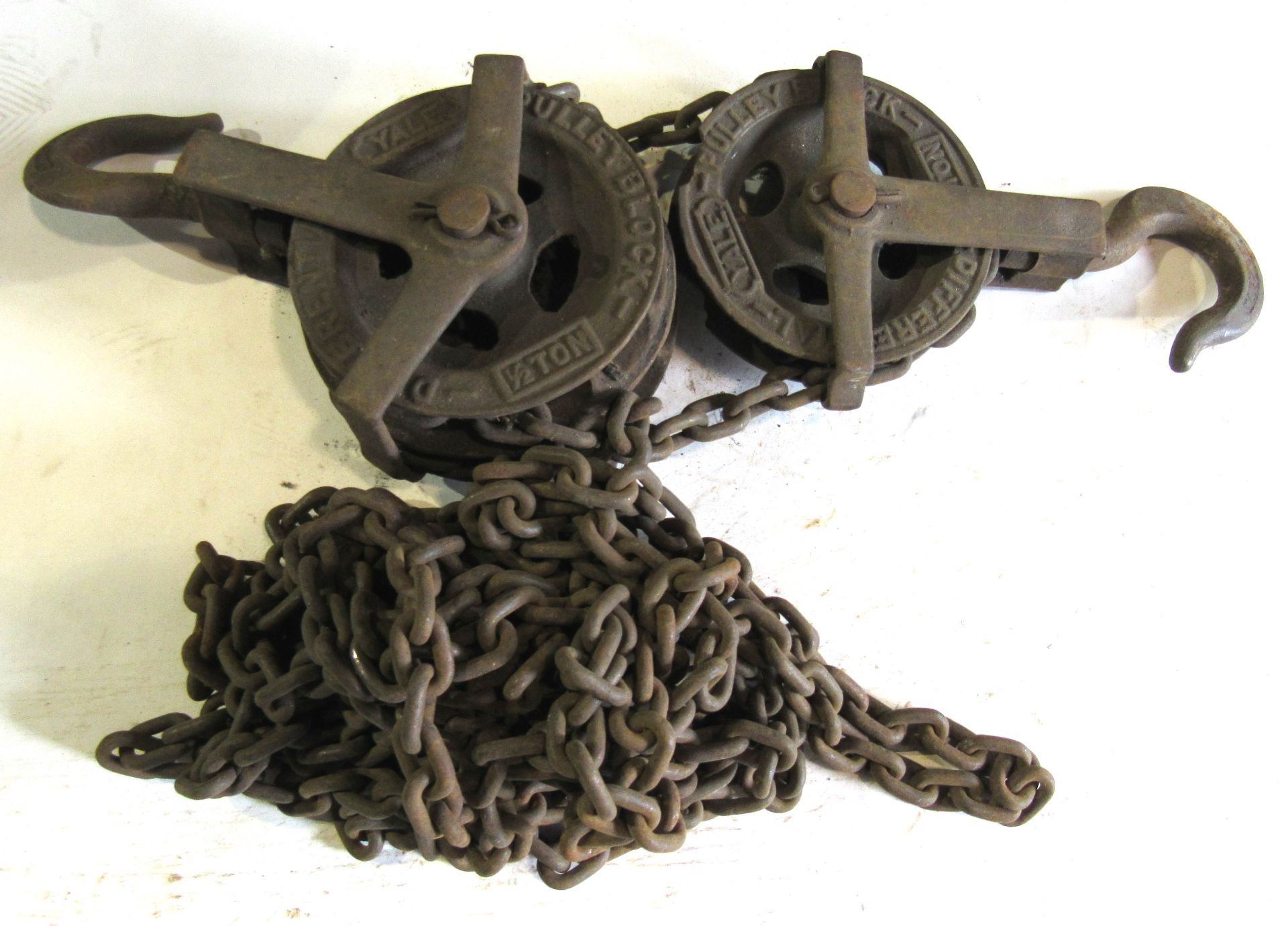 Yale 1/2 Ton Pulley Block