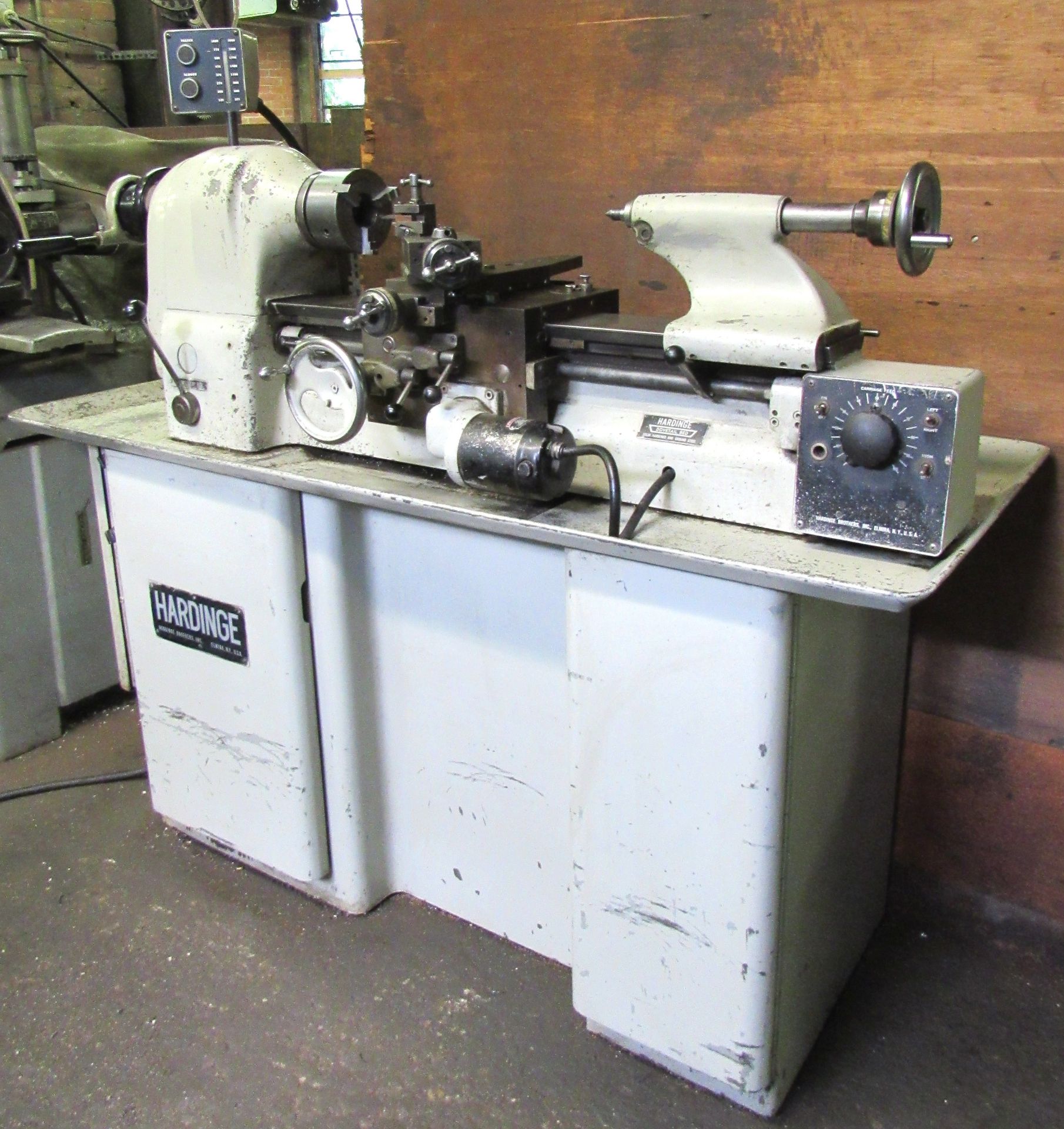 Hardinge Mod.TFB 11" x 18" Precision Lathe