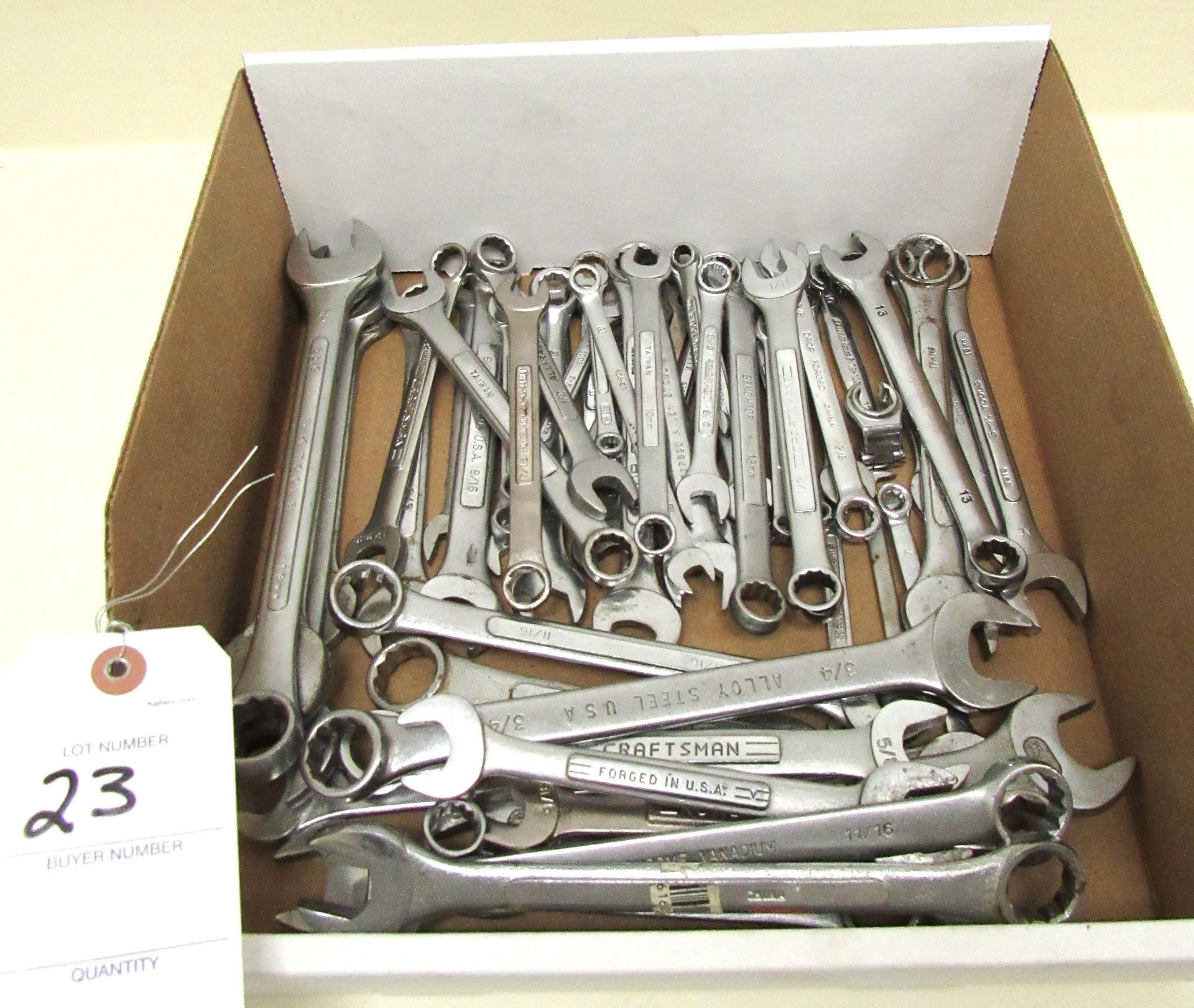 (62) Combination Wrenches