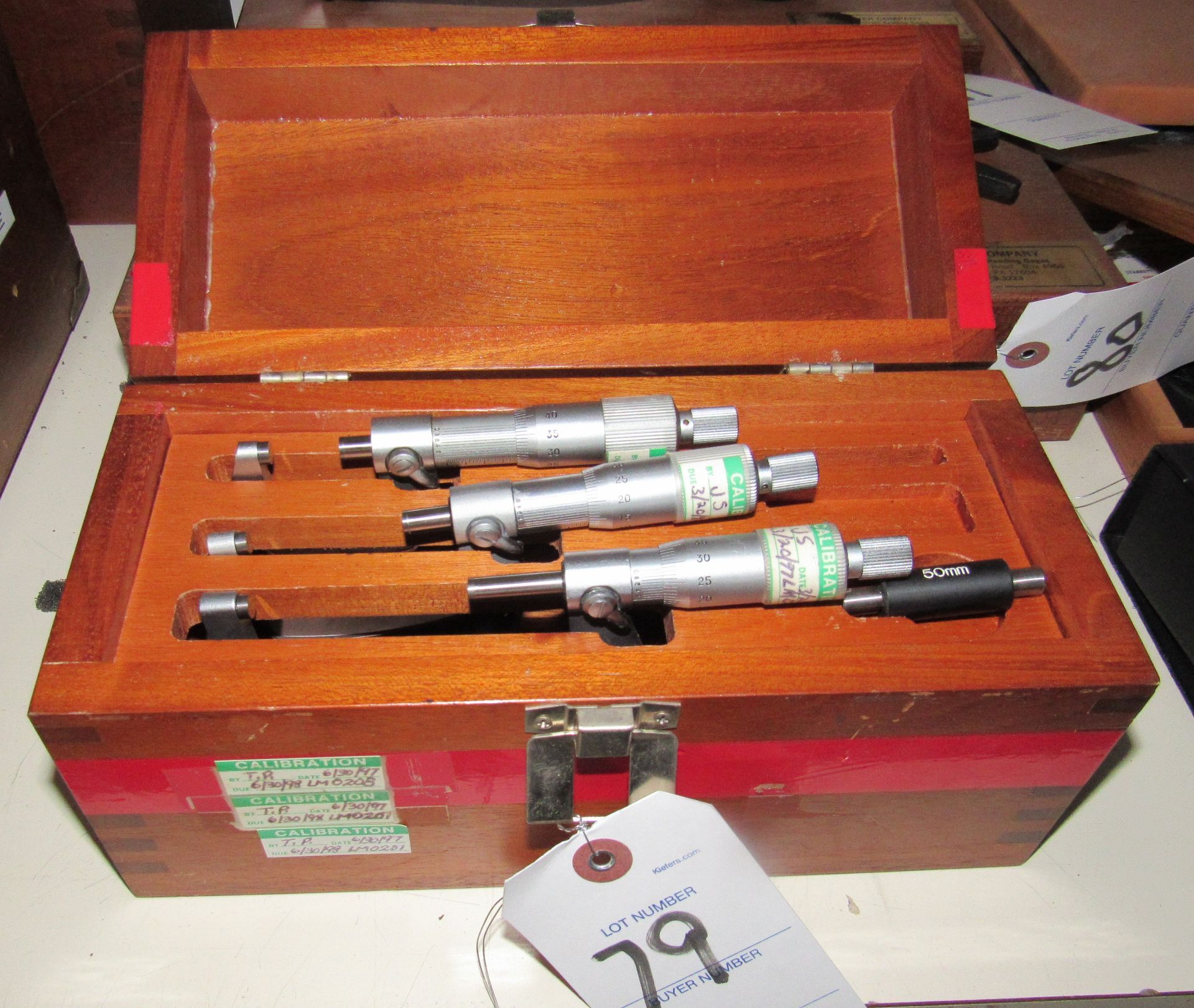 3 Pc. SPI 0-75 MM Metric Micrometer Set