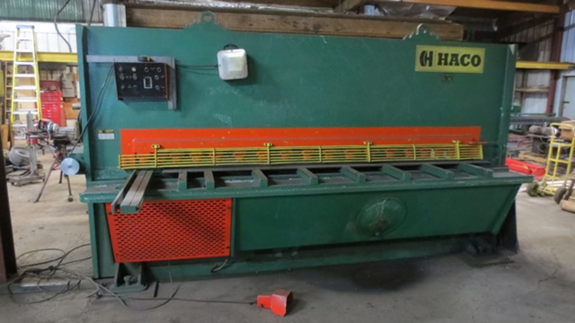 HACO   TS-3012, HYDRAULIC SHEAR, 1/2"  X 10' CAP. BACK GAUGE  25  H.P. MOTOR  SN-  64796,  W/ SPARE - Image 2 of 4