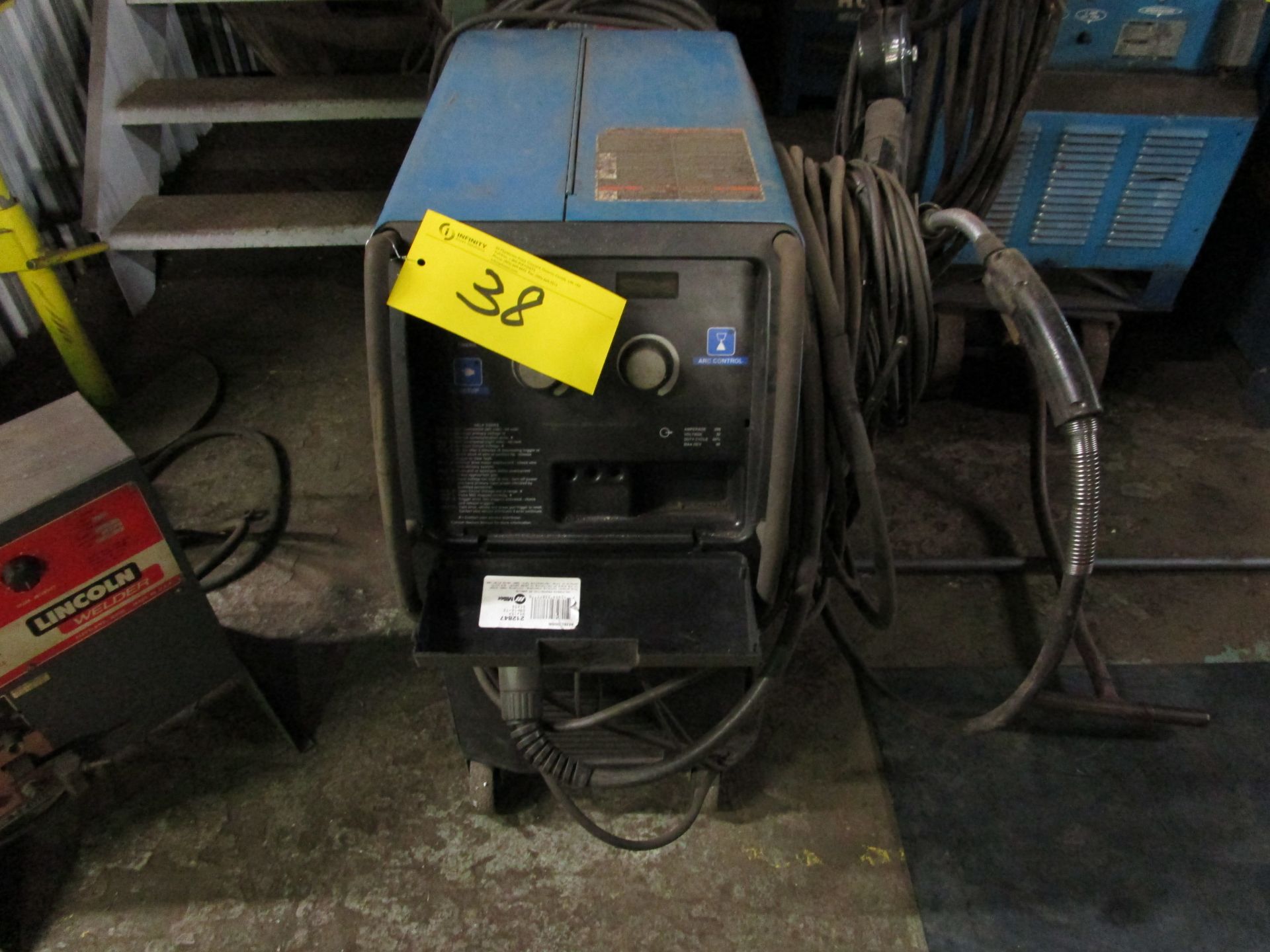 MILLER  300 AMP  WELDER  SN- LK500005