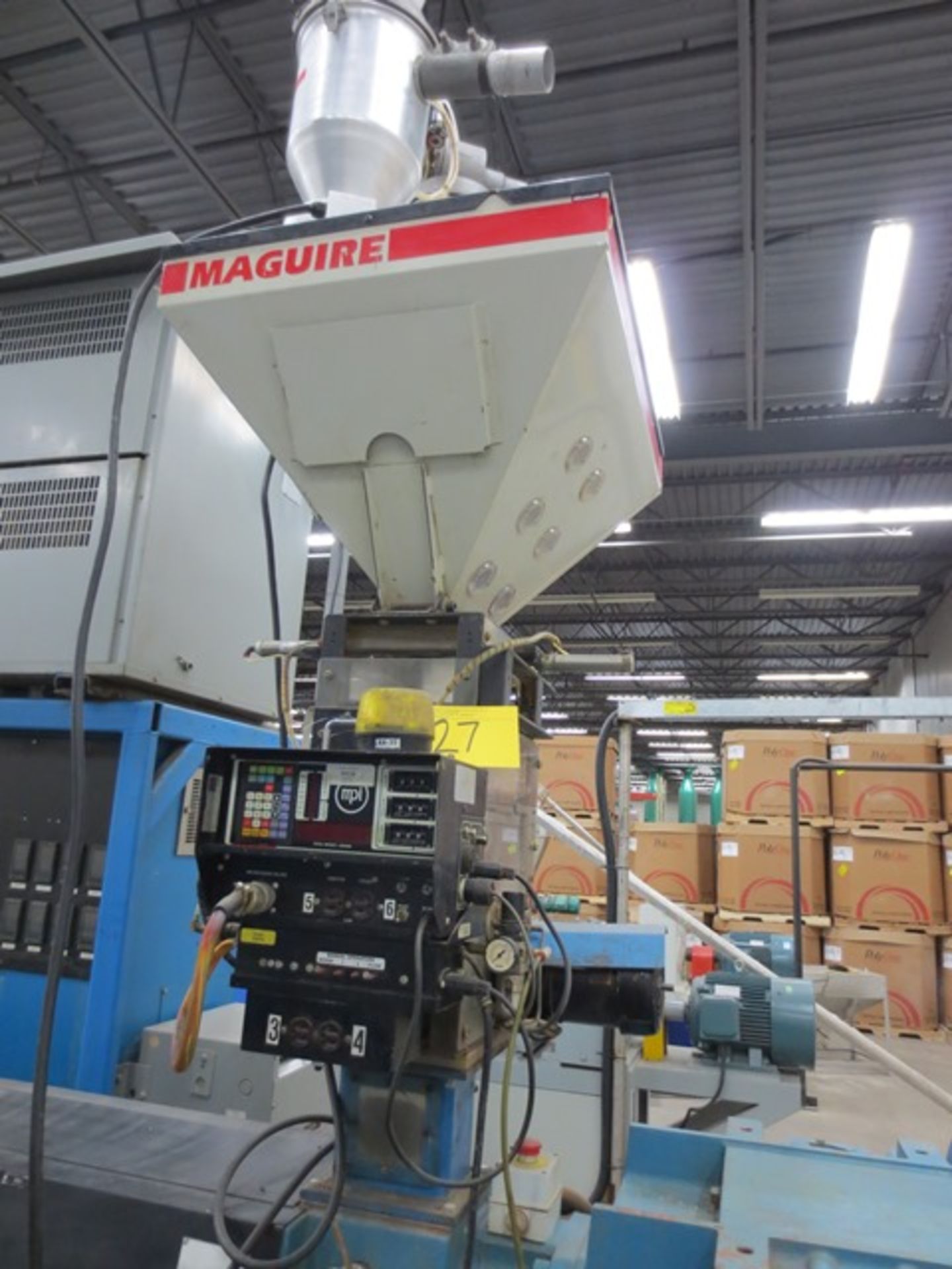 Maguire Weigh scale blender note: mounted on lot 1