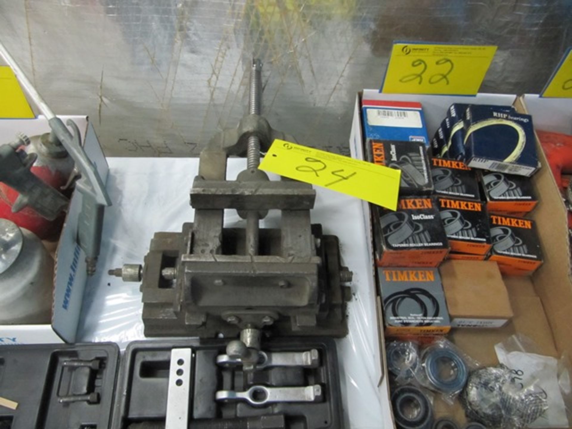 GEN 6" MACHINE VISE    (ST. DAMIEN)