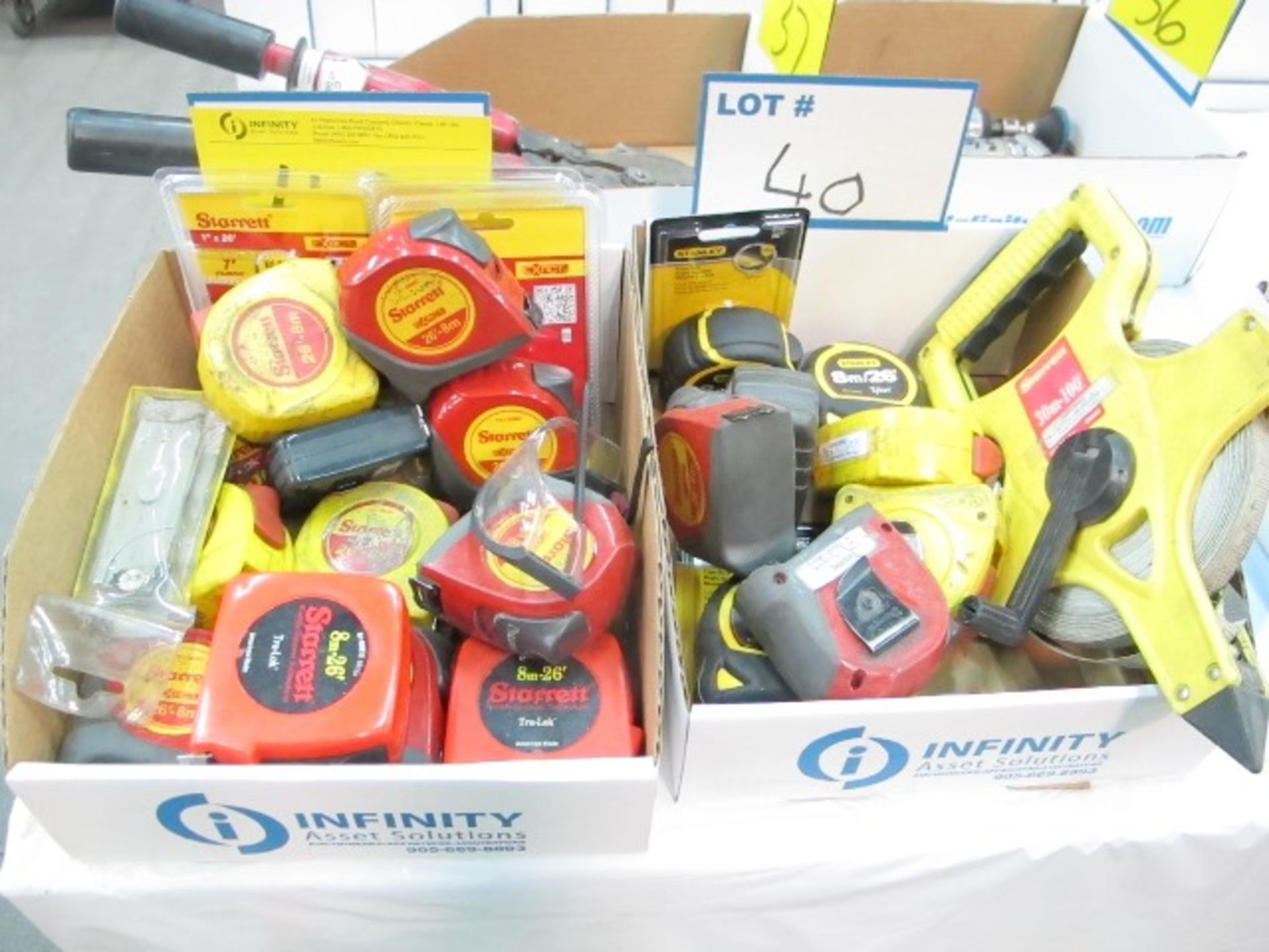 QUANTITY OF STAINETT AND STANLEY MEASURING TAPES (2 BOXES)