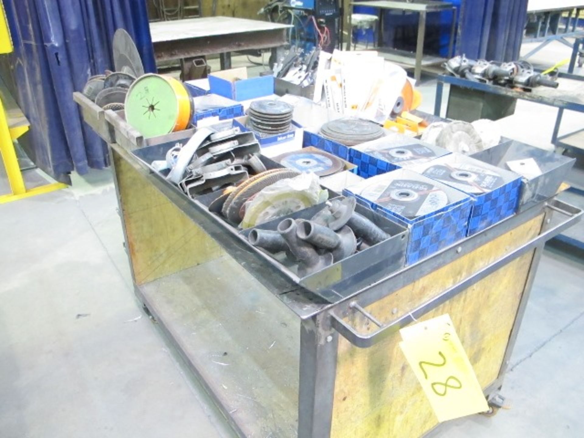 QUANTITY OF GRINDER SUPPLIES INCLUDING GRINDING WHEELS, BUFFING ATTACHMENT, WALTER QUICK STEP