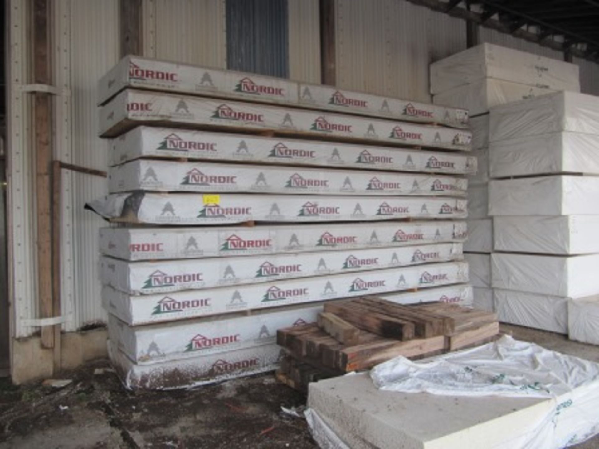 LIFTS NORDIC 9-1/2"X16' 33 PC. PER JOISTS