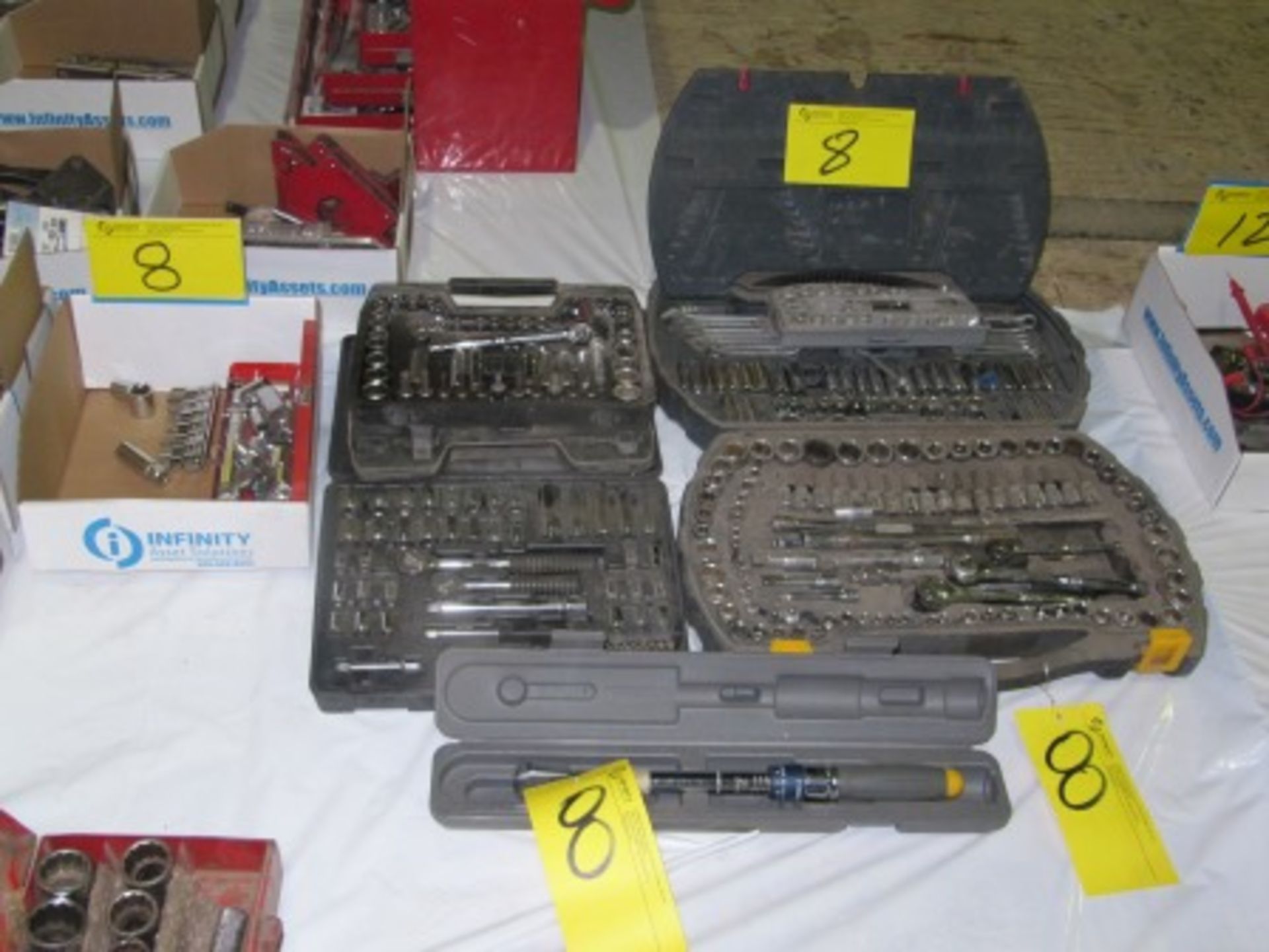 LOT ASST. MASTERCRAFT 3/8" SOCKET SETS, MAXIUM 58.8561-0 250# TORQUE WRENCH, ETC.