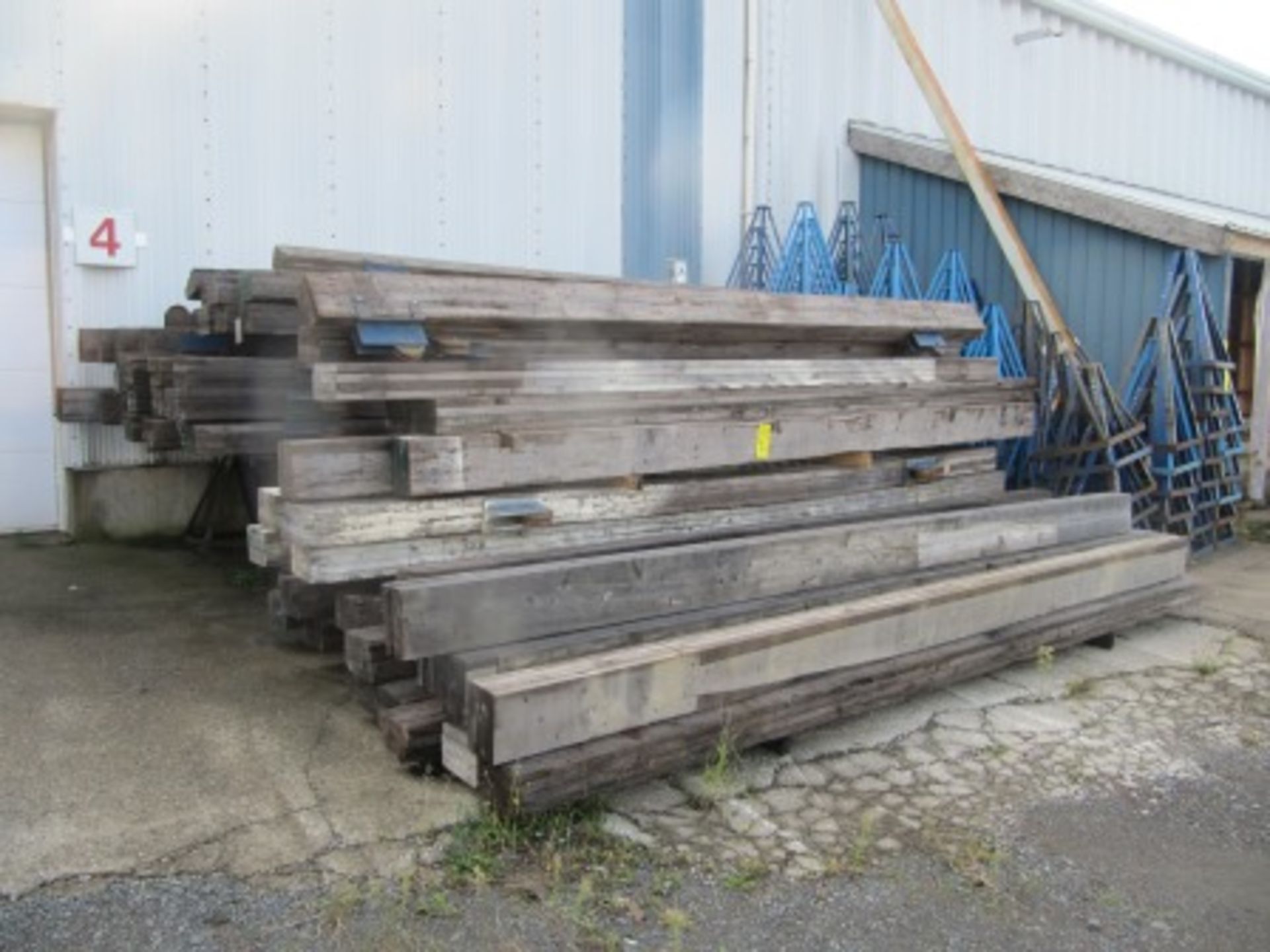 LOT ASST. 2"X10"X16' TIMBERS, ETC. W/OFFCUTS