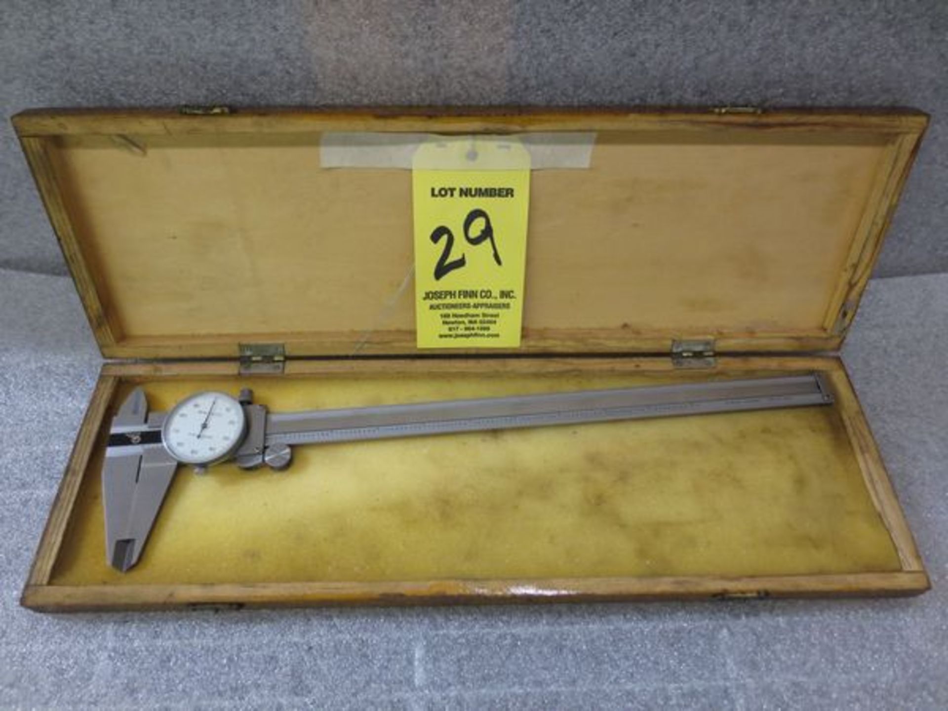 12" DIAL CALIPER