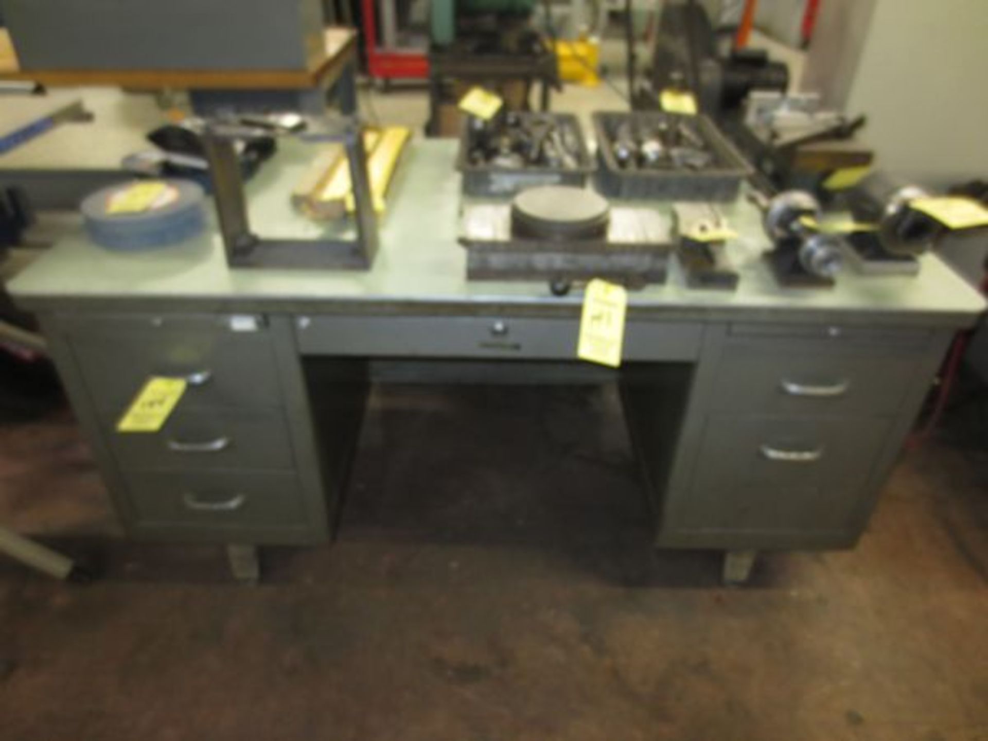 METAL DP DESK