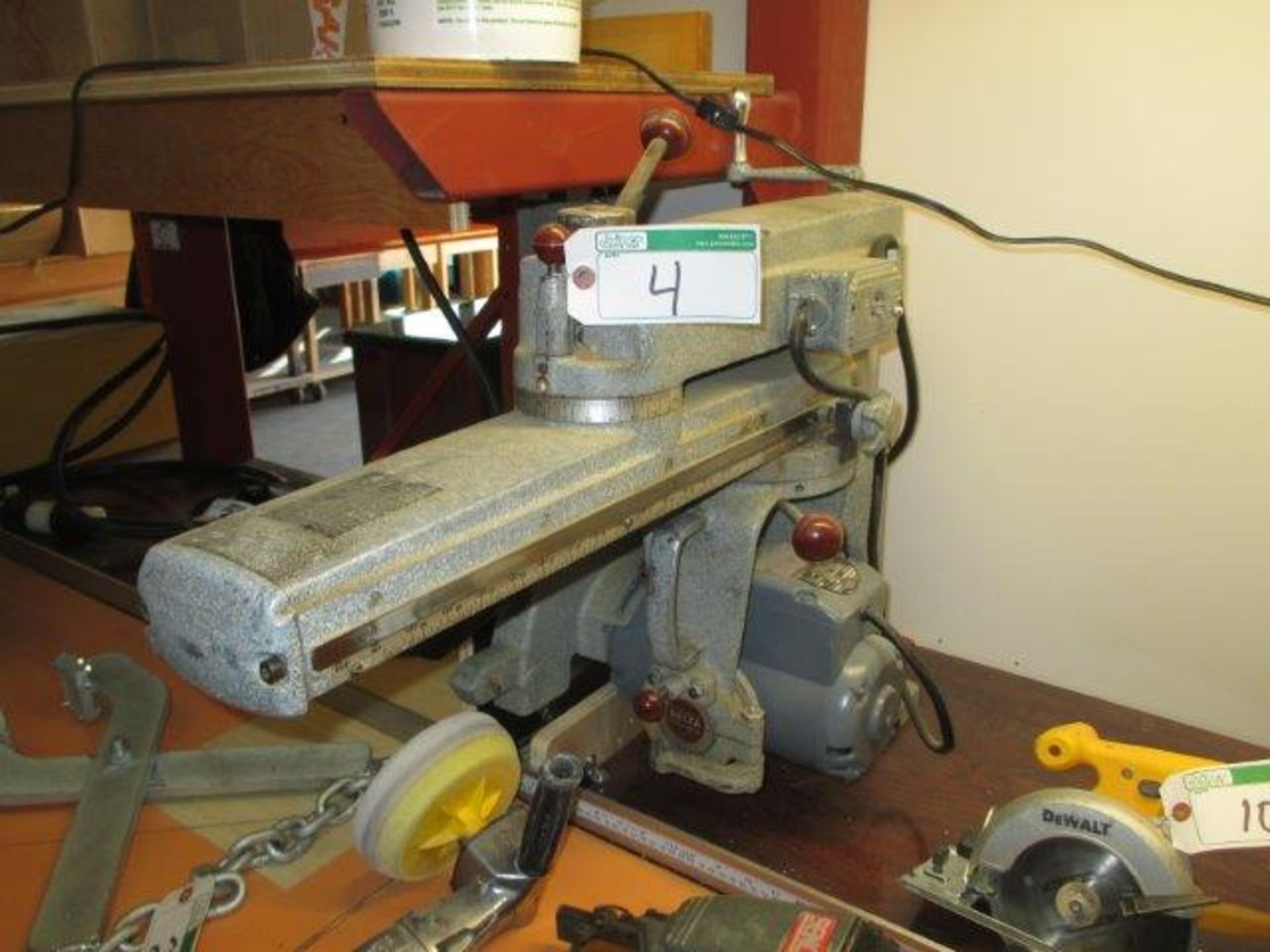 DELTA ROCKWELL RADIAL SAW,