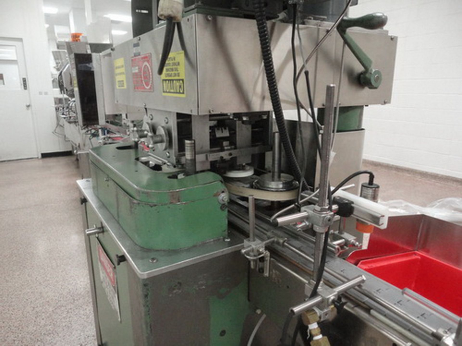 Kaps All 4 Spindle Automatic Capper, Model D, S/N 1904 - Image 6 of 6