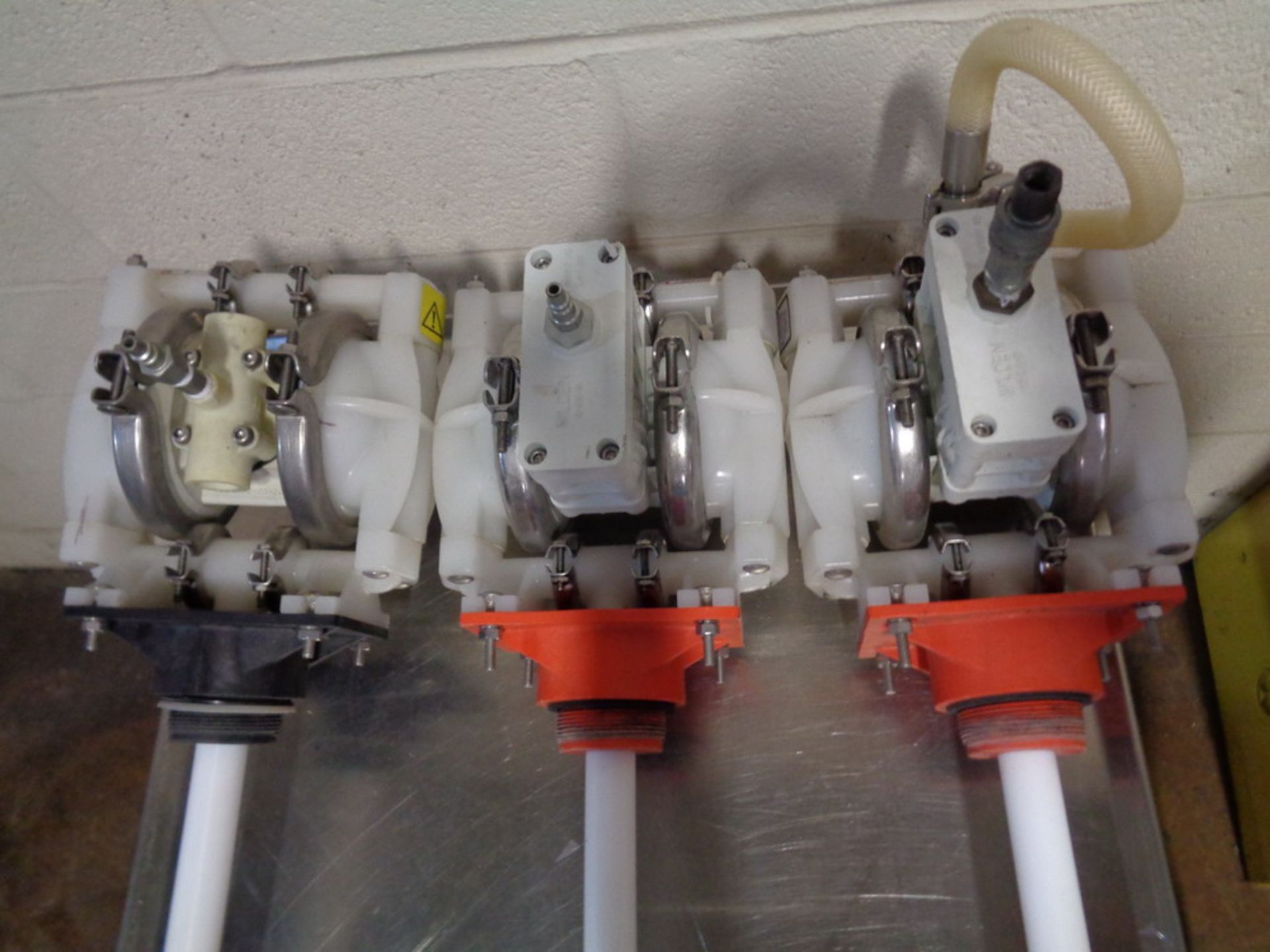 Wilden Pneumatic Diaphragm Drum Pumps - Image 3 of 6