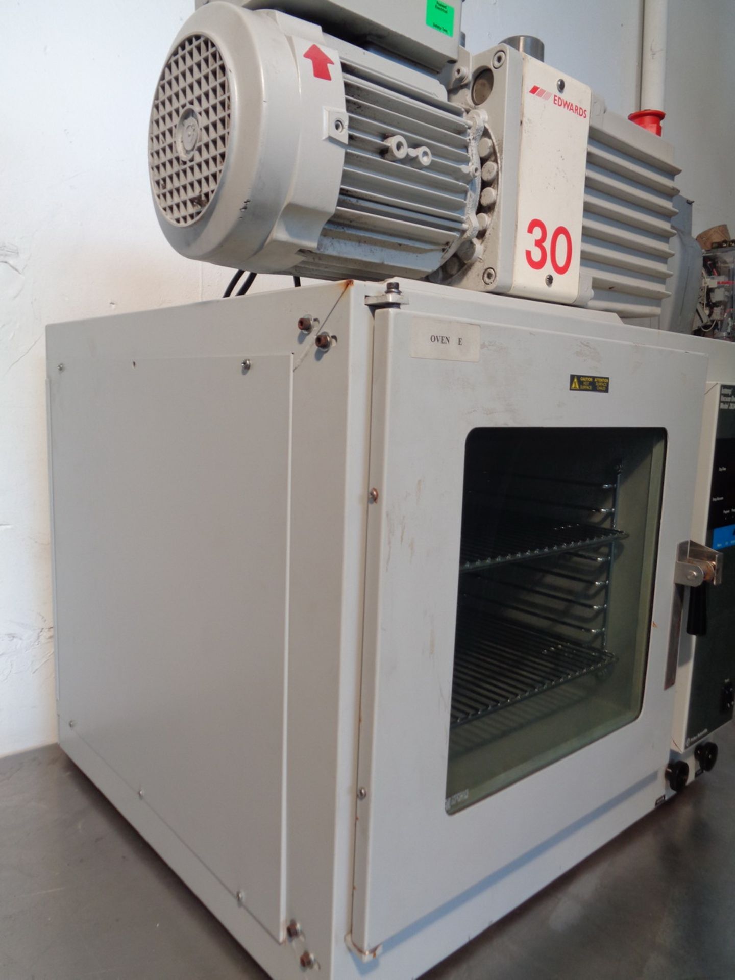 Fisher Scientific Isotemp Vacuum Oven, Model 282A. - Image 3 of 4