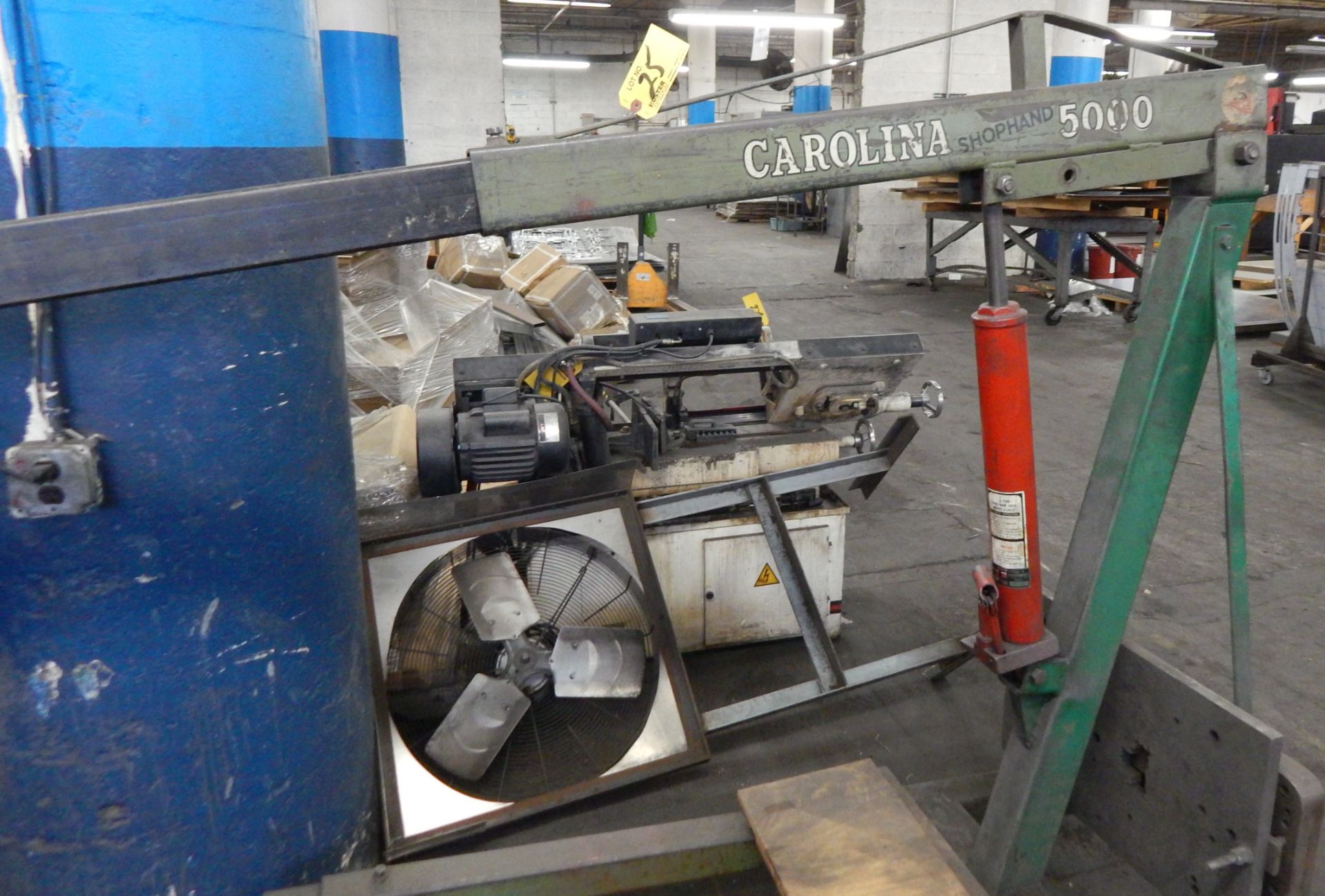 CAROLINA 5000# CAPACITY ''SHOP HAND'' PORTABLE MOTOR PULLER - Image 2 of 2