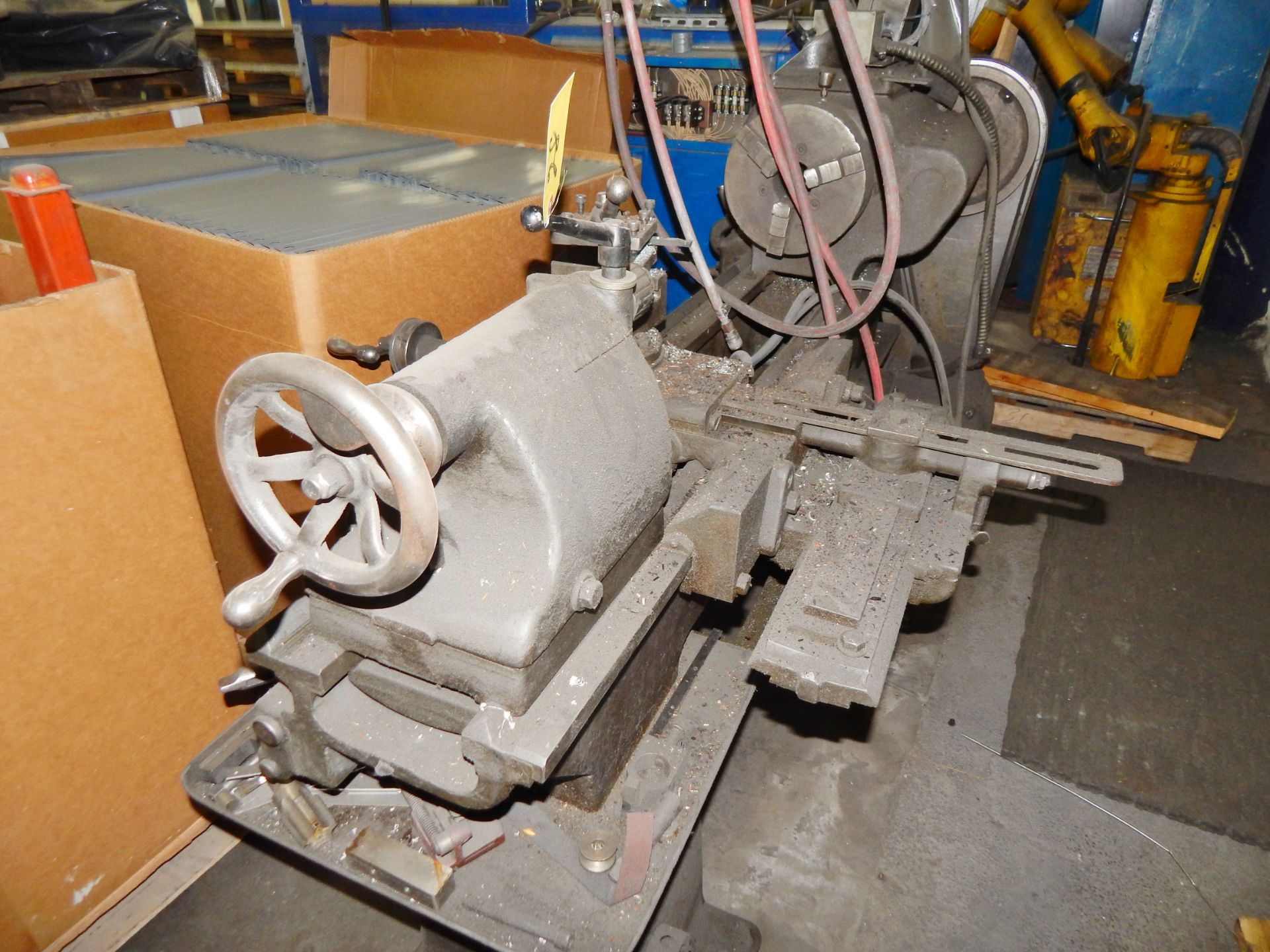 LEBLOND 17'' X 30'' GEARED HEAD ENGINE LATHE, WITH TAPER ATTACHMENT, 425 RPM, 3-JAW CHUCK, S/N: N/A - Image 2 of 2