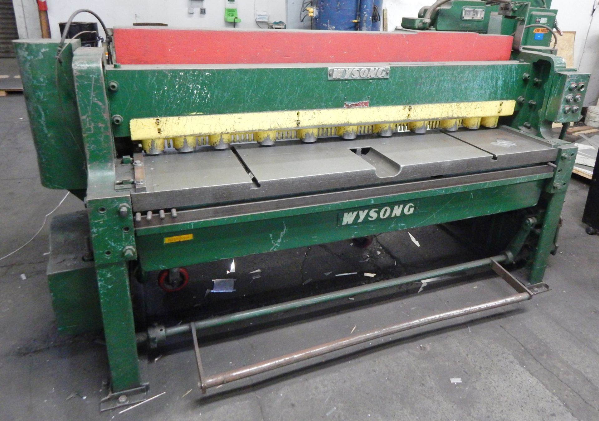 WYSONG 6' MECHANICAL POWER SHEAR, APPROXIMATELY 14ga), WITH HOLDDOWNS, FRONT OPERATED POWER BACK