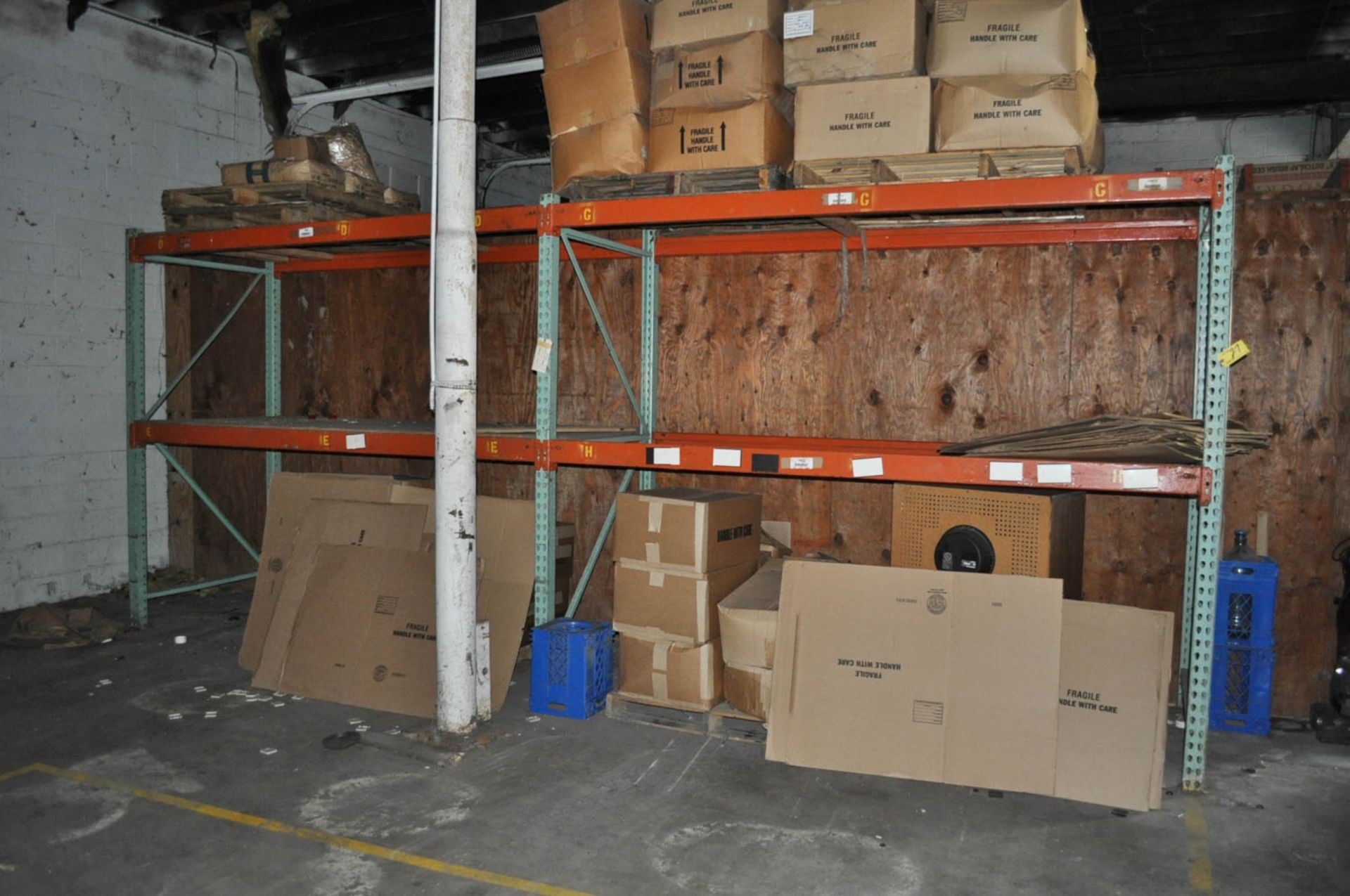 LOT OF ASSORTED PALLET RACKING (NO CONTENTS)