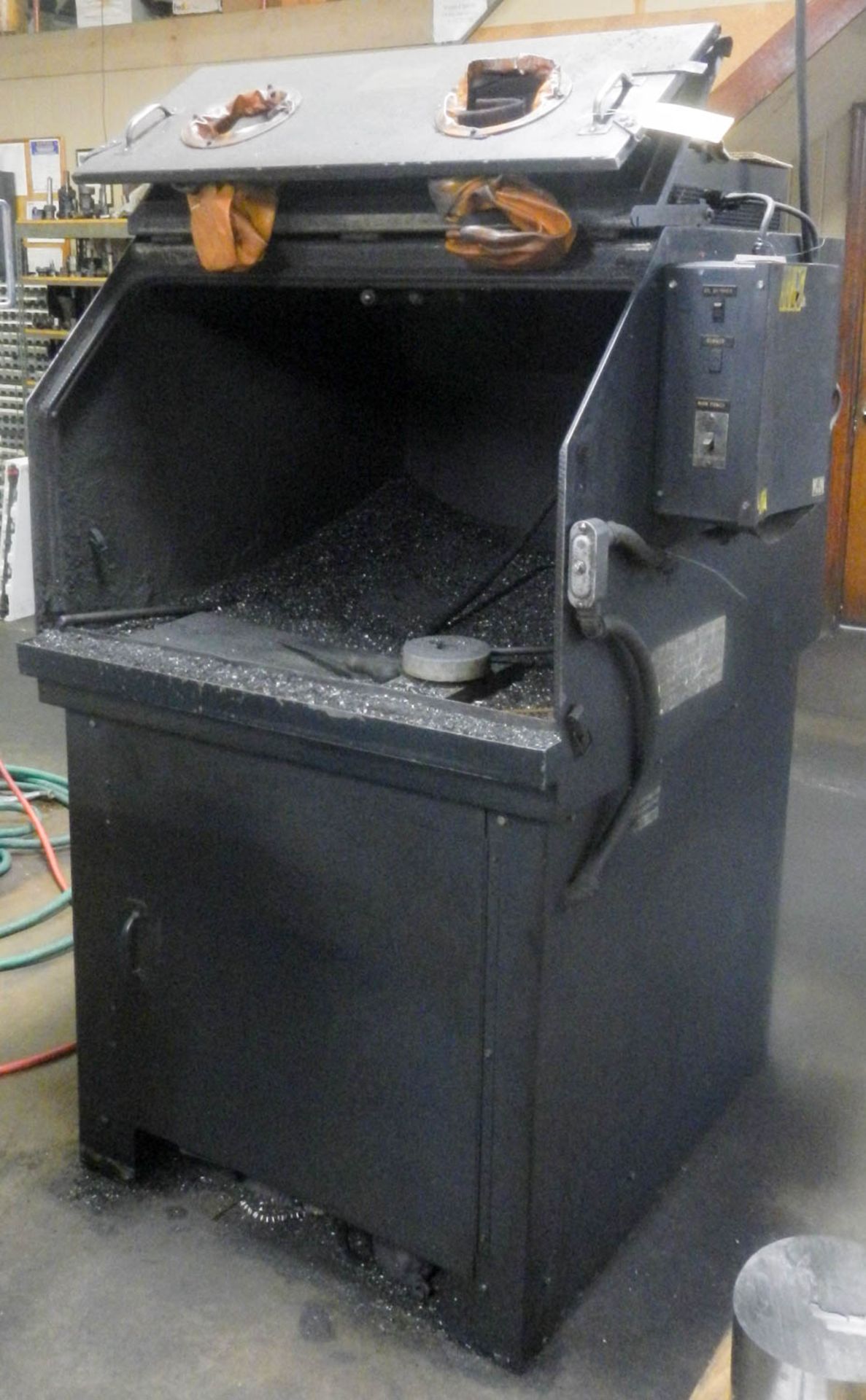 GRAYMILLS TEMPEST HIGH PRESSURE CLEANING CABINET - Image 3 of 3