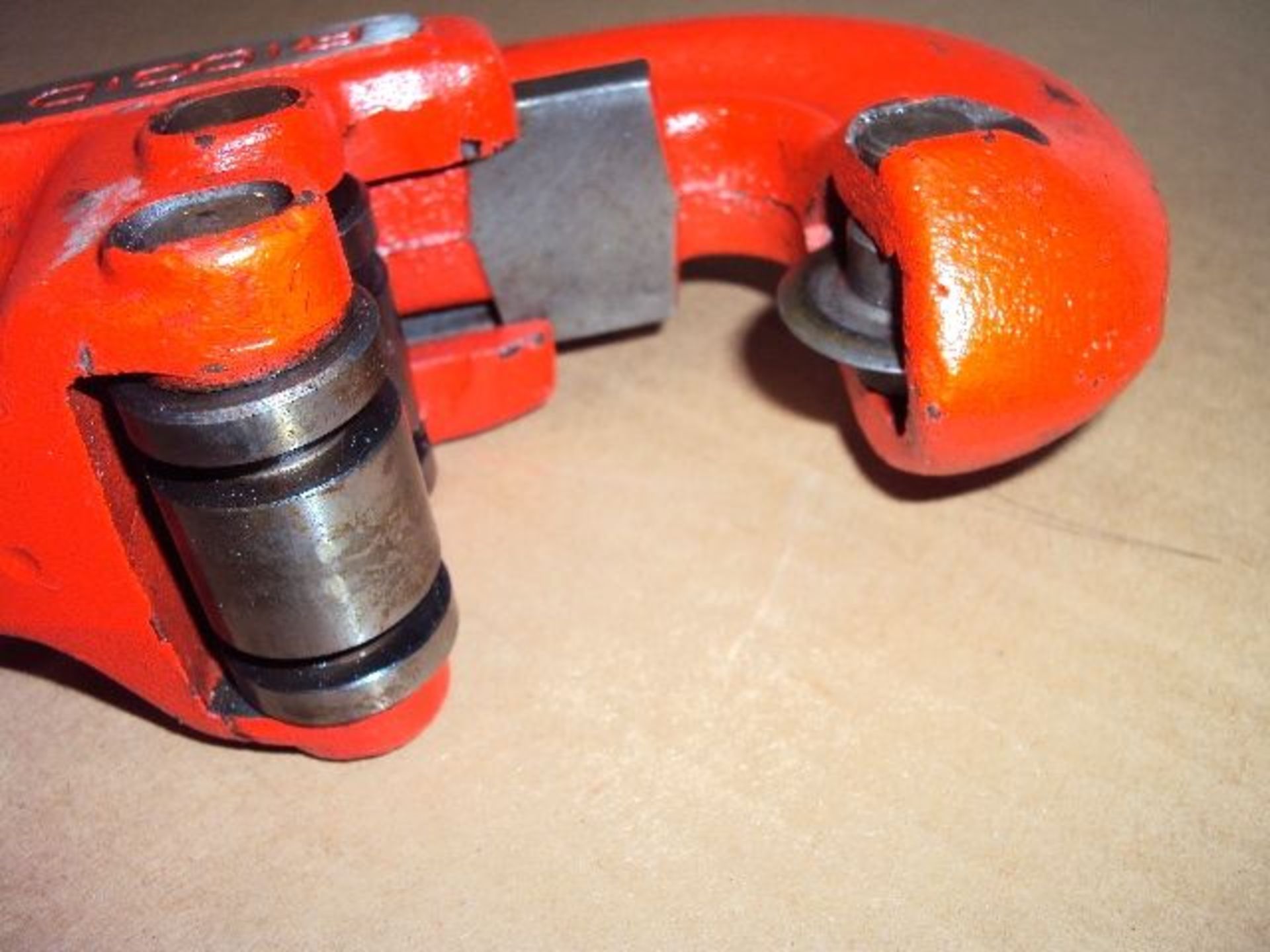 Ridgid No. 202 1/8” to 2” Pipe Cutter /256 - Image 2 of 3