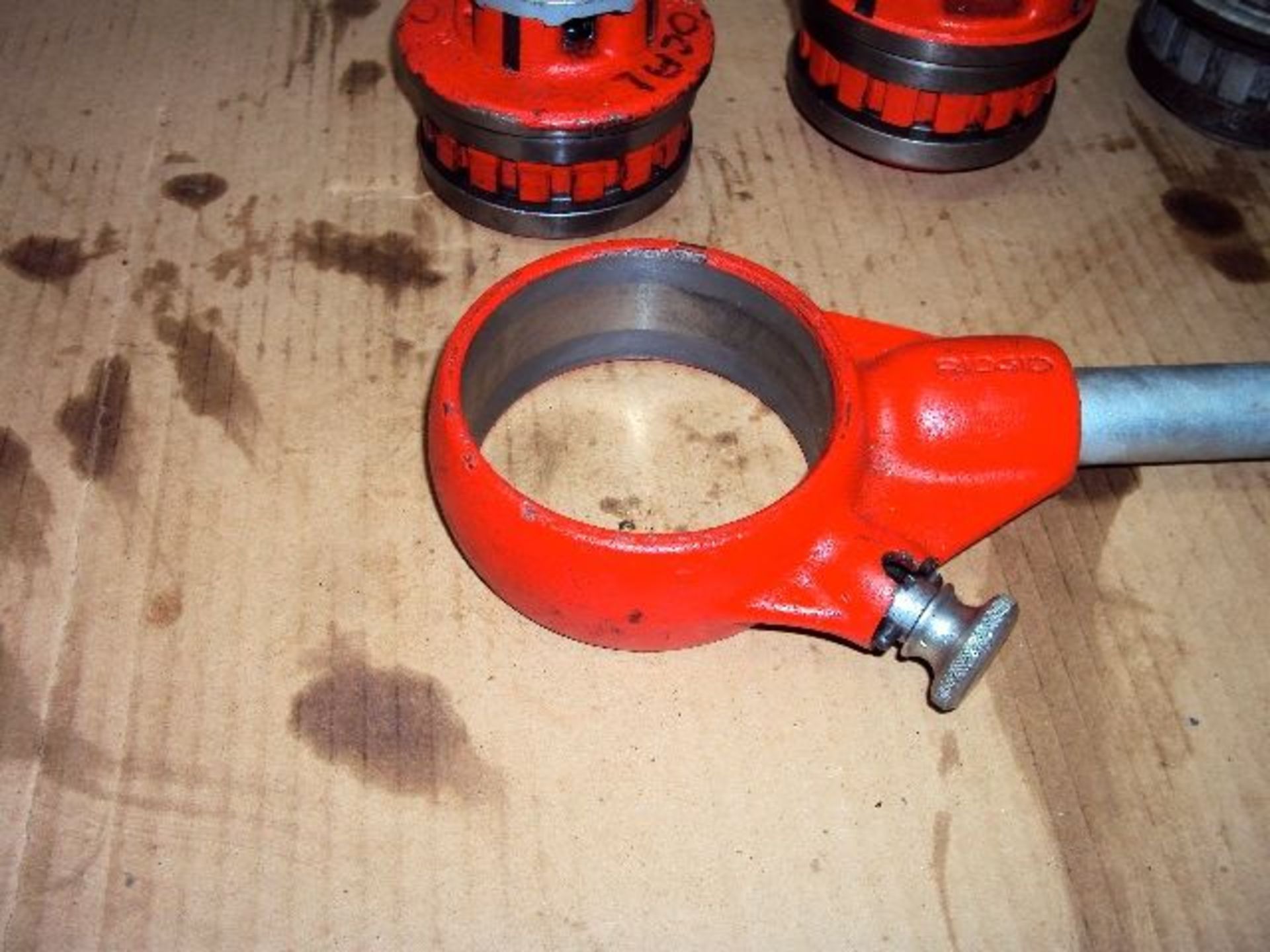 Ridgid 12R Manual Pipe Threader with (4) Dies 2”, 1-1/2”, 1-1/4” & 1/2” /263 - Image 4 of 4