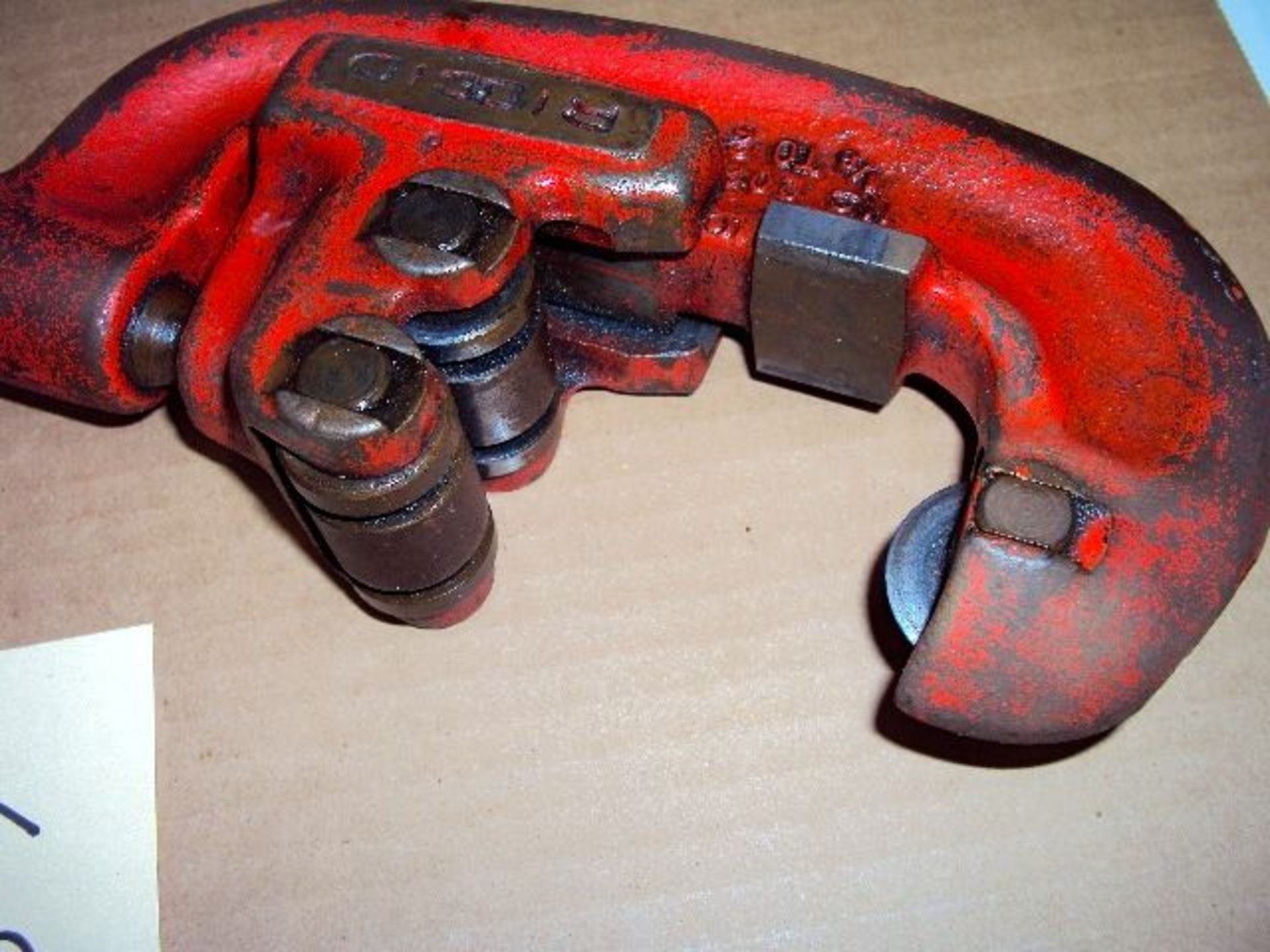 Ridgid No. 202 1/8” to 2” Pipe Cutter /257 - Image 2 of 3