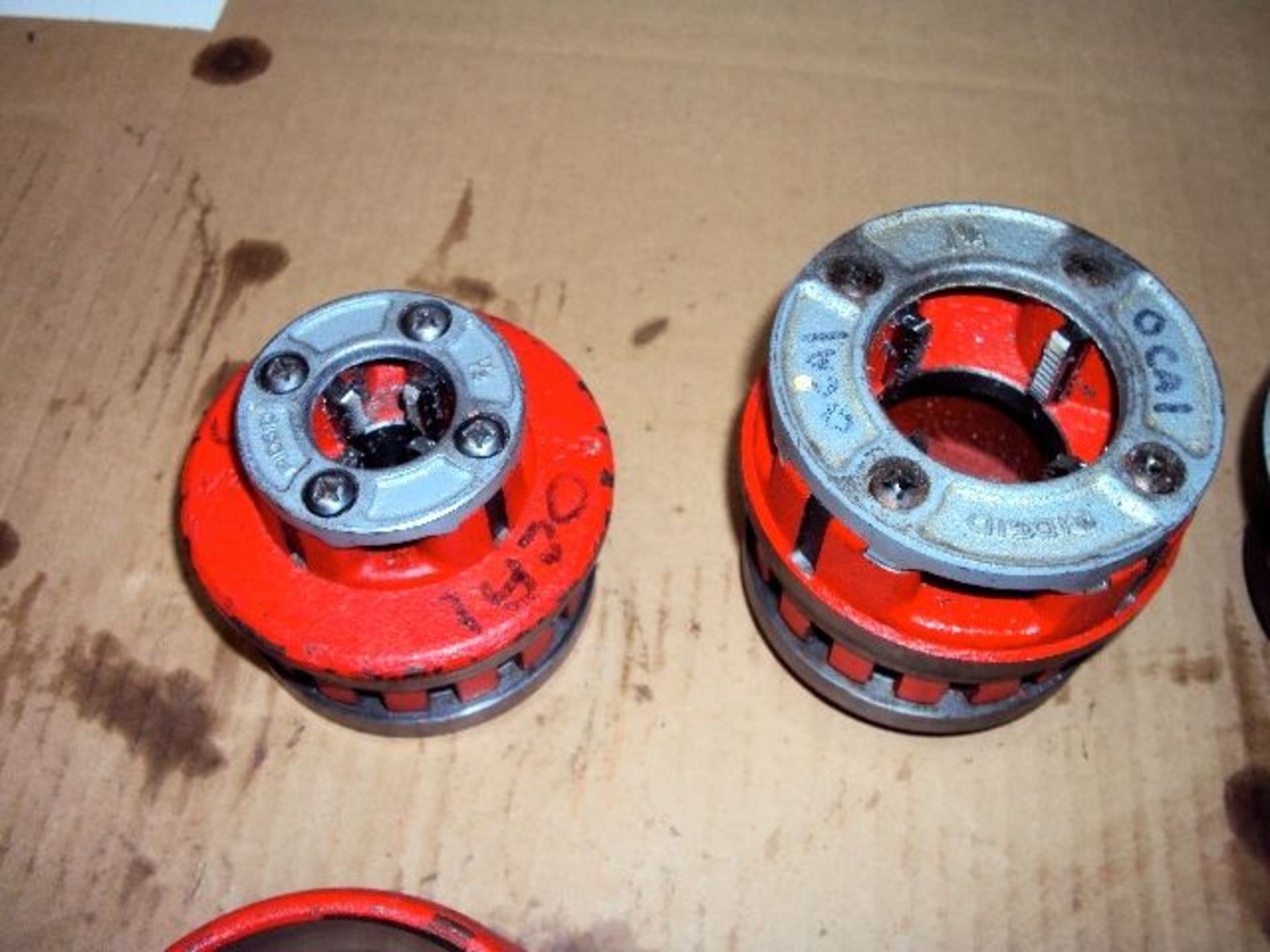 Ridgid 12R Manual Pipe Threader with (4) Dies 2”, 1-1/2”, 1-1/4” & 1/2” /263 - Image 2 of 4