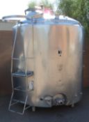 Creamery Package 1200 gallon stainless steel jacketed mixing tank rated at 15PSIG, 10" of vacuum,