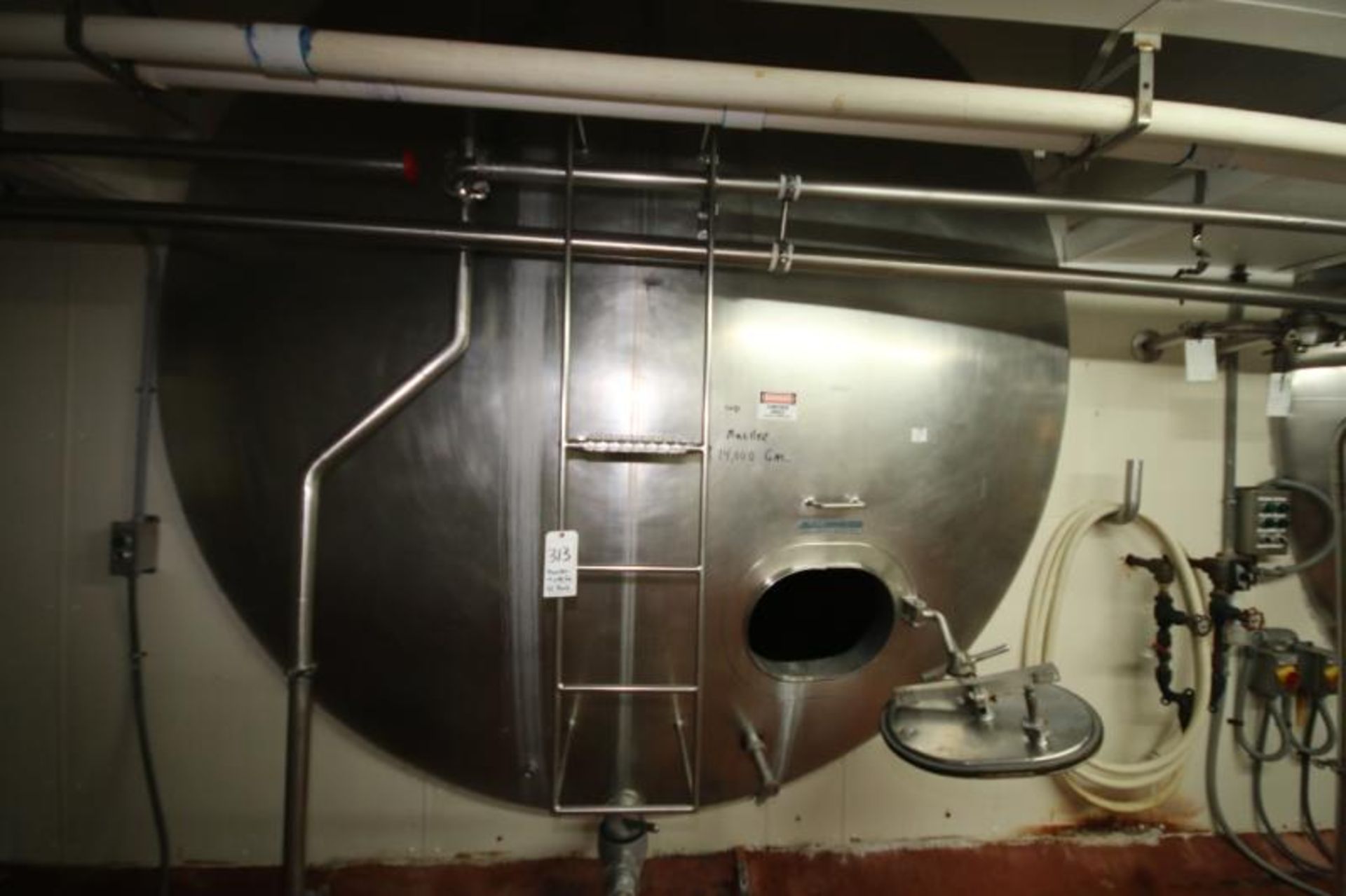 Mueller 14,000 Gal. Horizontal Insulated S/S Tank with Single Vertical Agitator, S/S Front, Plug - Image 3 of 3