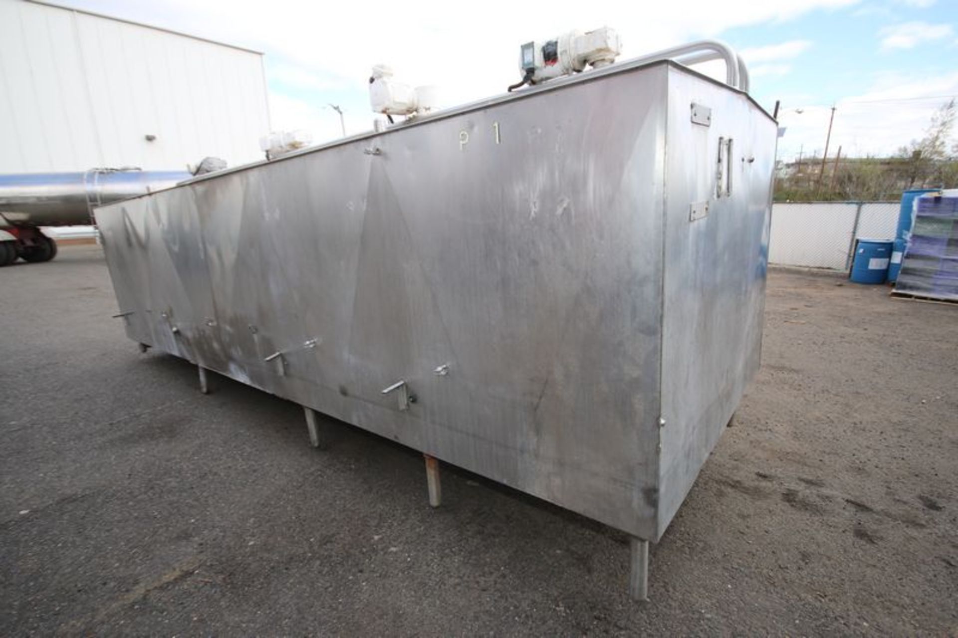 4-Compartment Insulated Flavor Tank with (2) 800 Gal. and (2) 400 Gal. Compartments, Sprayballs, - Image 5 of 14