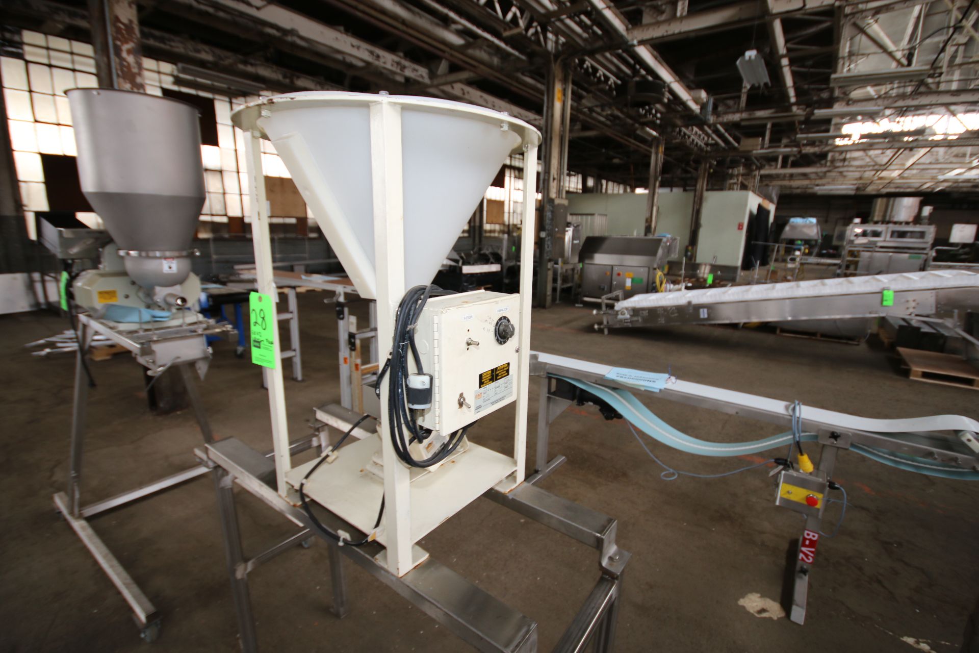 Eriez Vibratory Feeder, Model VTF/115, S/N 25982, Single Phase, Mounted on S/S Stand - Image 3 of 4