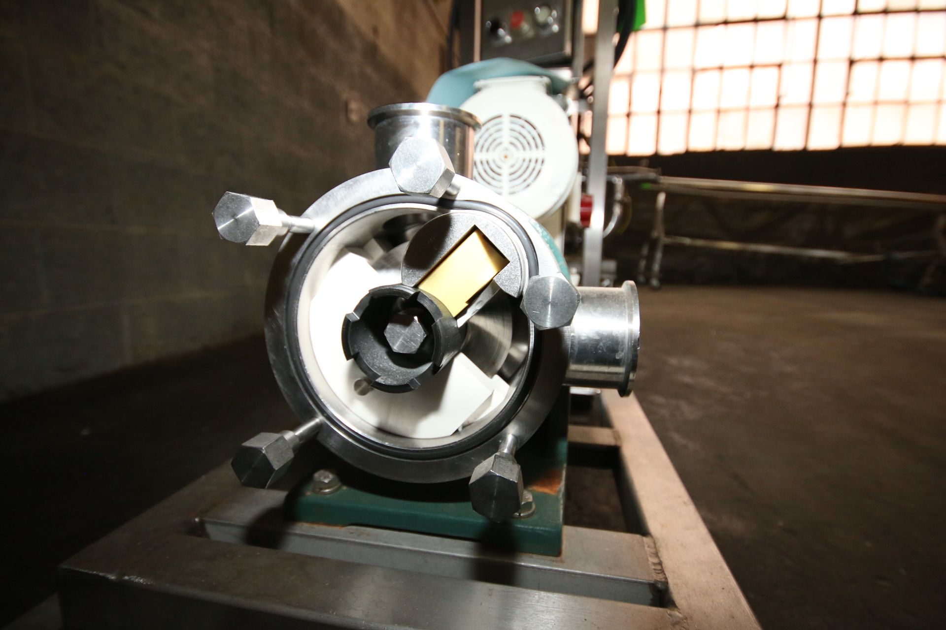Sine Sanitary Grade Positive Displacement Pump, Model SPS-20, S/N 12383-SP-001 with 2Â Clamp Type - Image 3 of 6