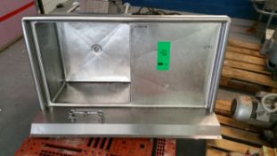 24X24X12 S/S SINK 51X30 TOTAL DIMS (LOCATED IN ILLINOIS)***LDP***