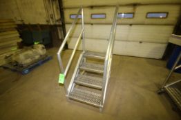 Aluminum Stairs with Handrail