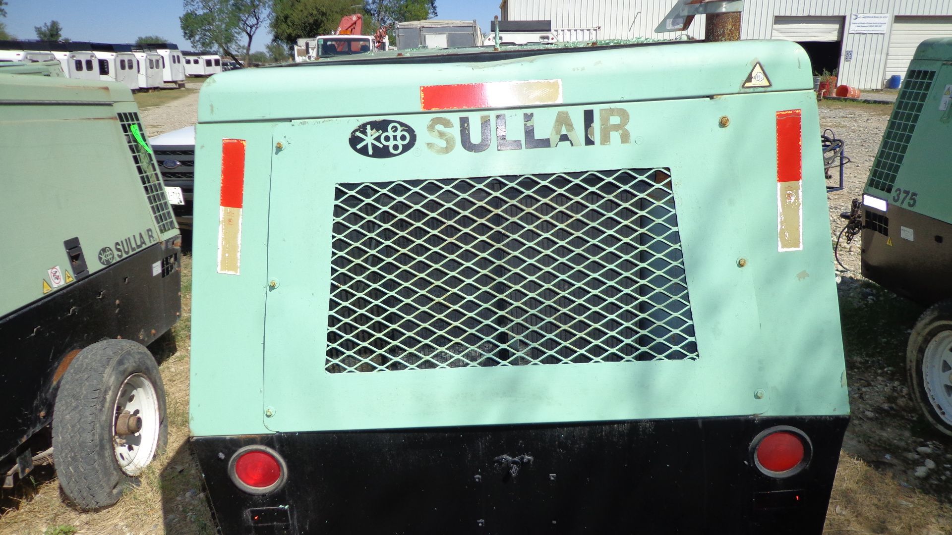 Sullair Portable Compressor, Model 375 CAT EXP, S/N CS-014 / 200809030078, rated Cap 375 CFM @ 100 - Image 4 of 9