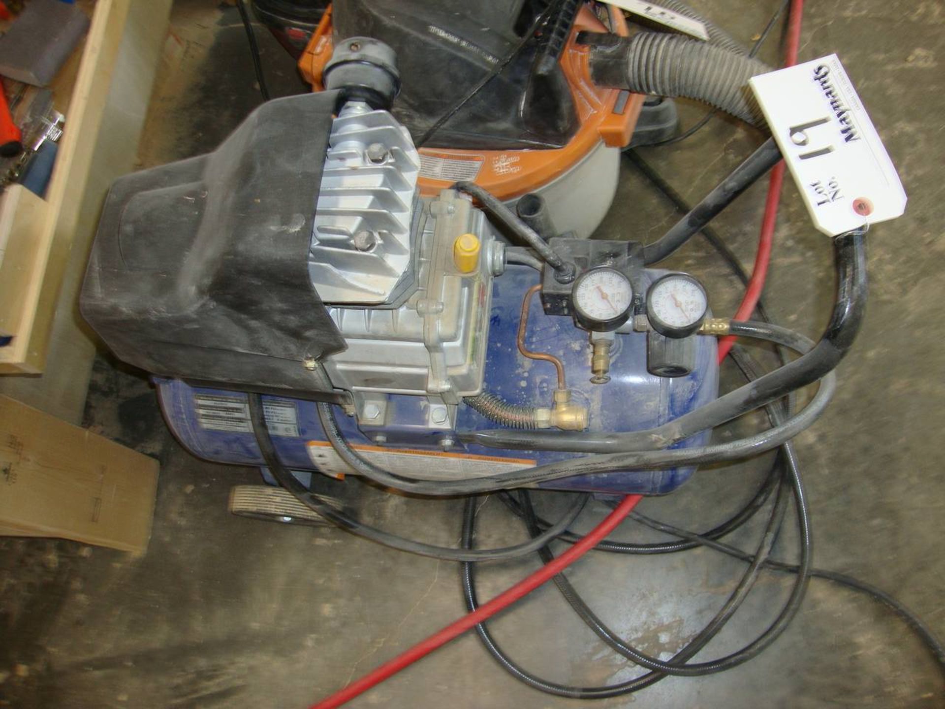 Campbell Hausfeld Air compressor 1 hp