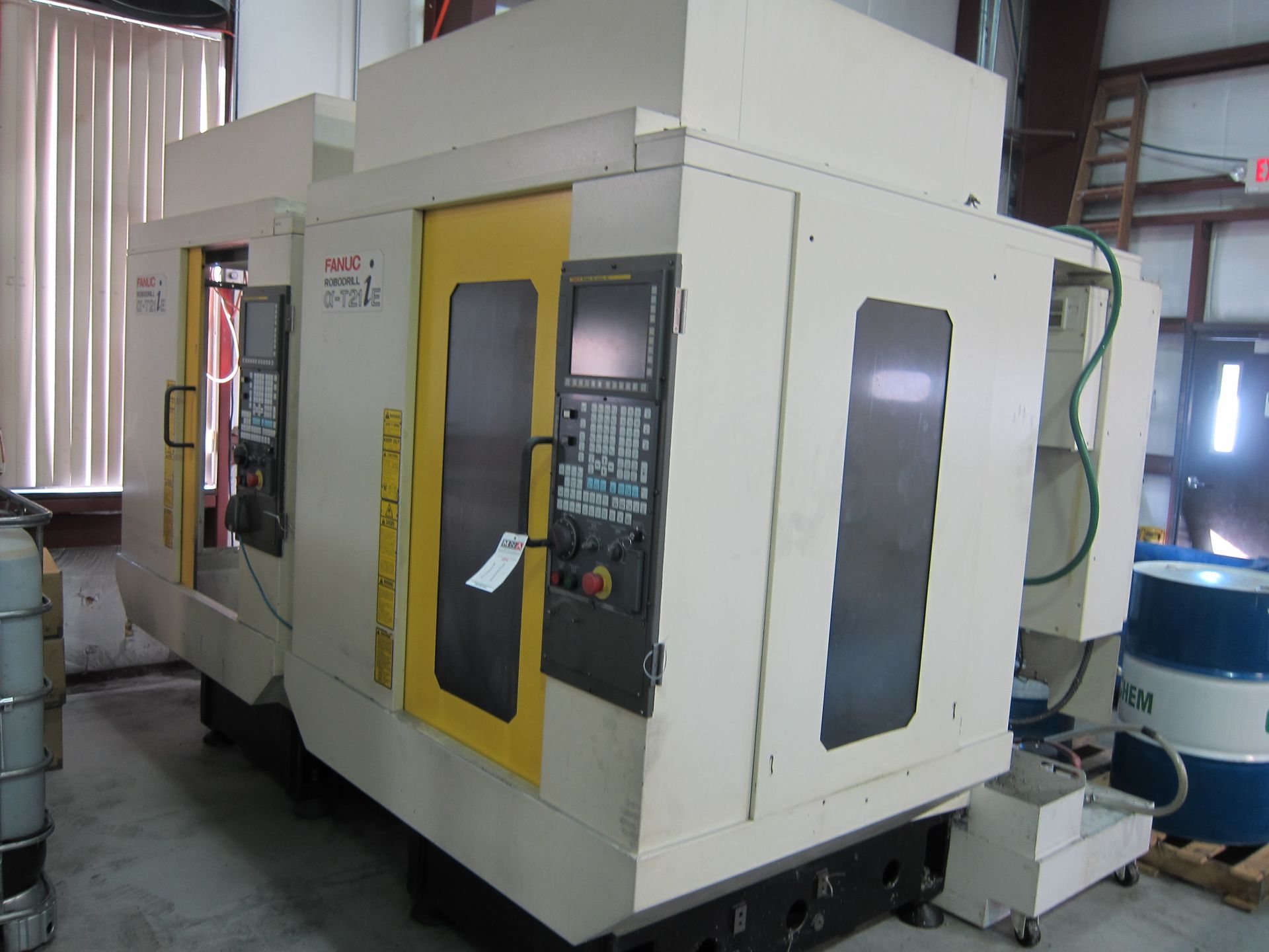 FANUC ROBODRILL-A-T21iE, 4 AXIS CNC DRILL & TAP, CENTER, W/ FANUC 31iA5