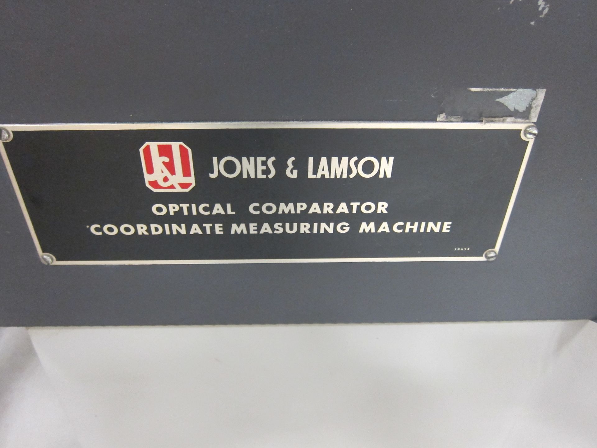 Jones & Lampson 30'' Epic 130 Optical comparator,     power table & Lens Turret S/N C-521397 - Image 3 of 8