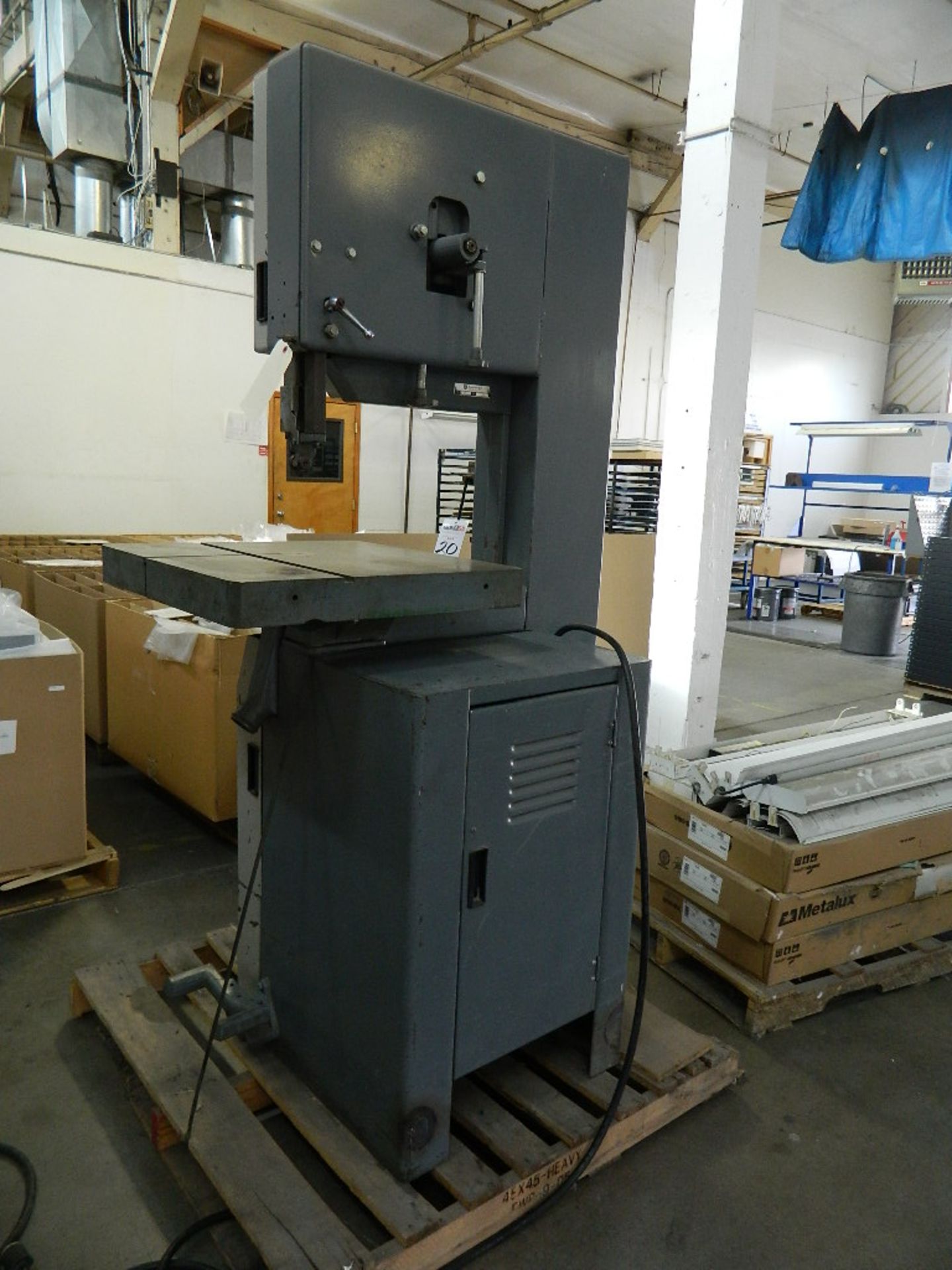 Rockwell Delta Vertical Band Saw model 28-3X5, w 24.1/4"x24.1/4" Table, 20" Throat, Blade Welder, - Image 4 of 4