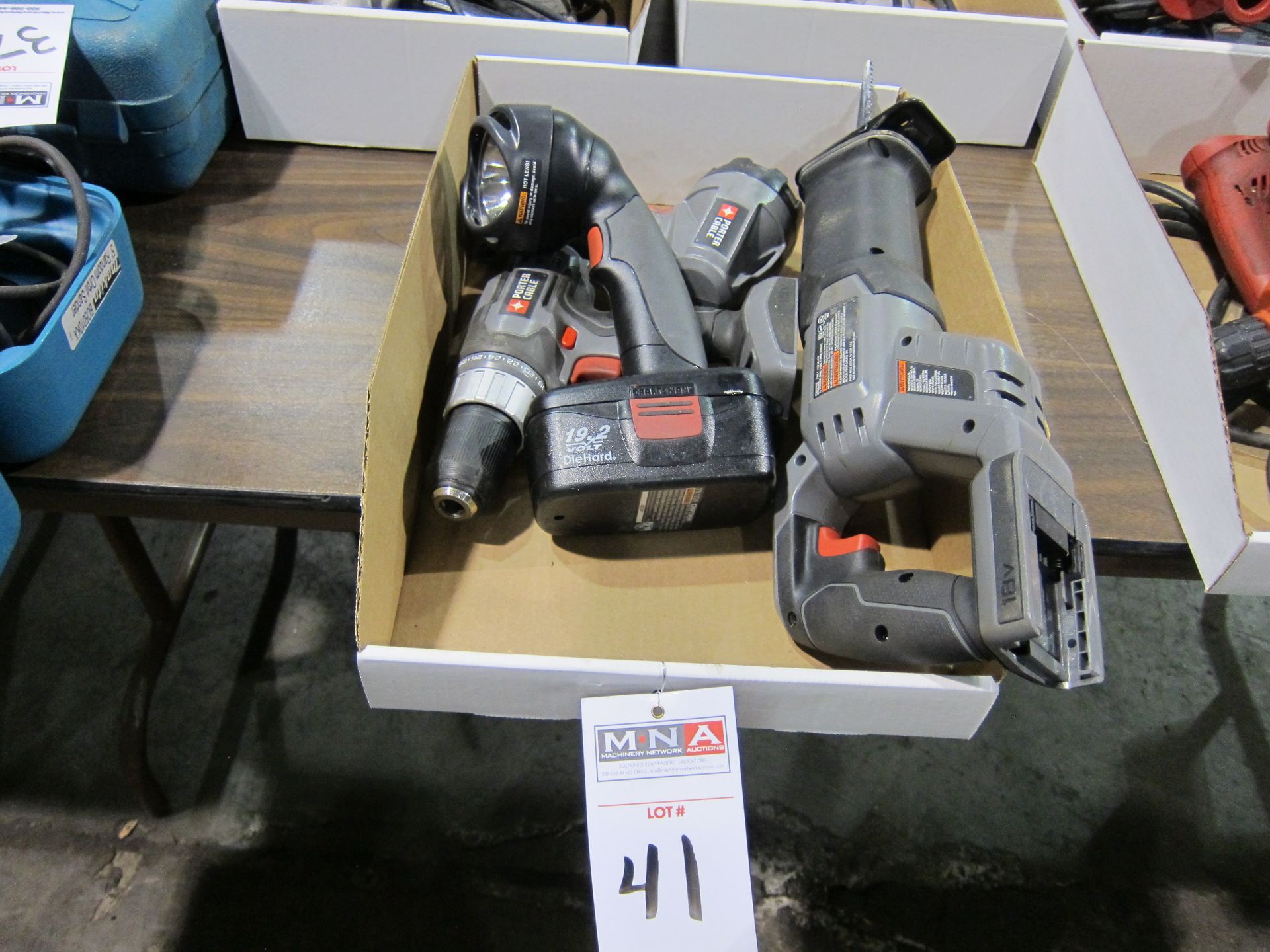 SET OF POWER TOOLS - Image 2 of 2